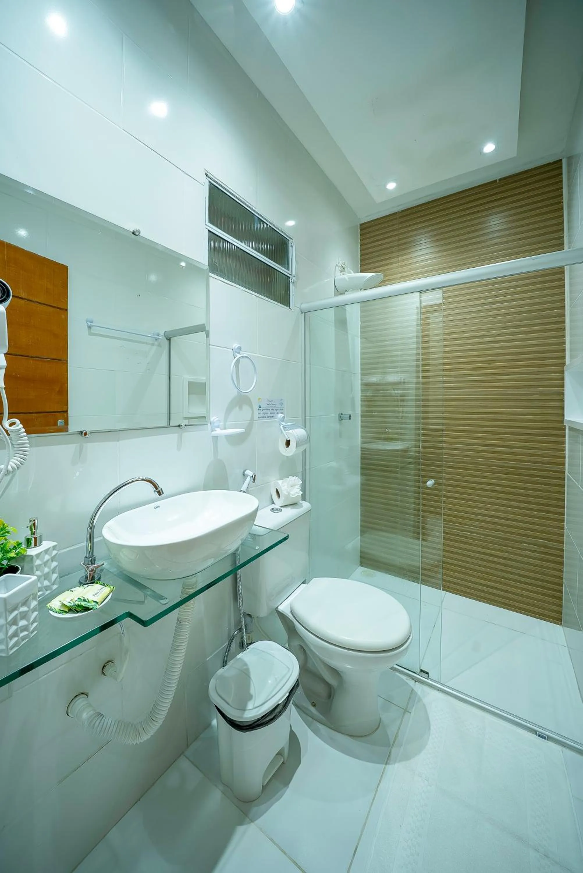 Shower in Pousada Som dos Pássaros