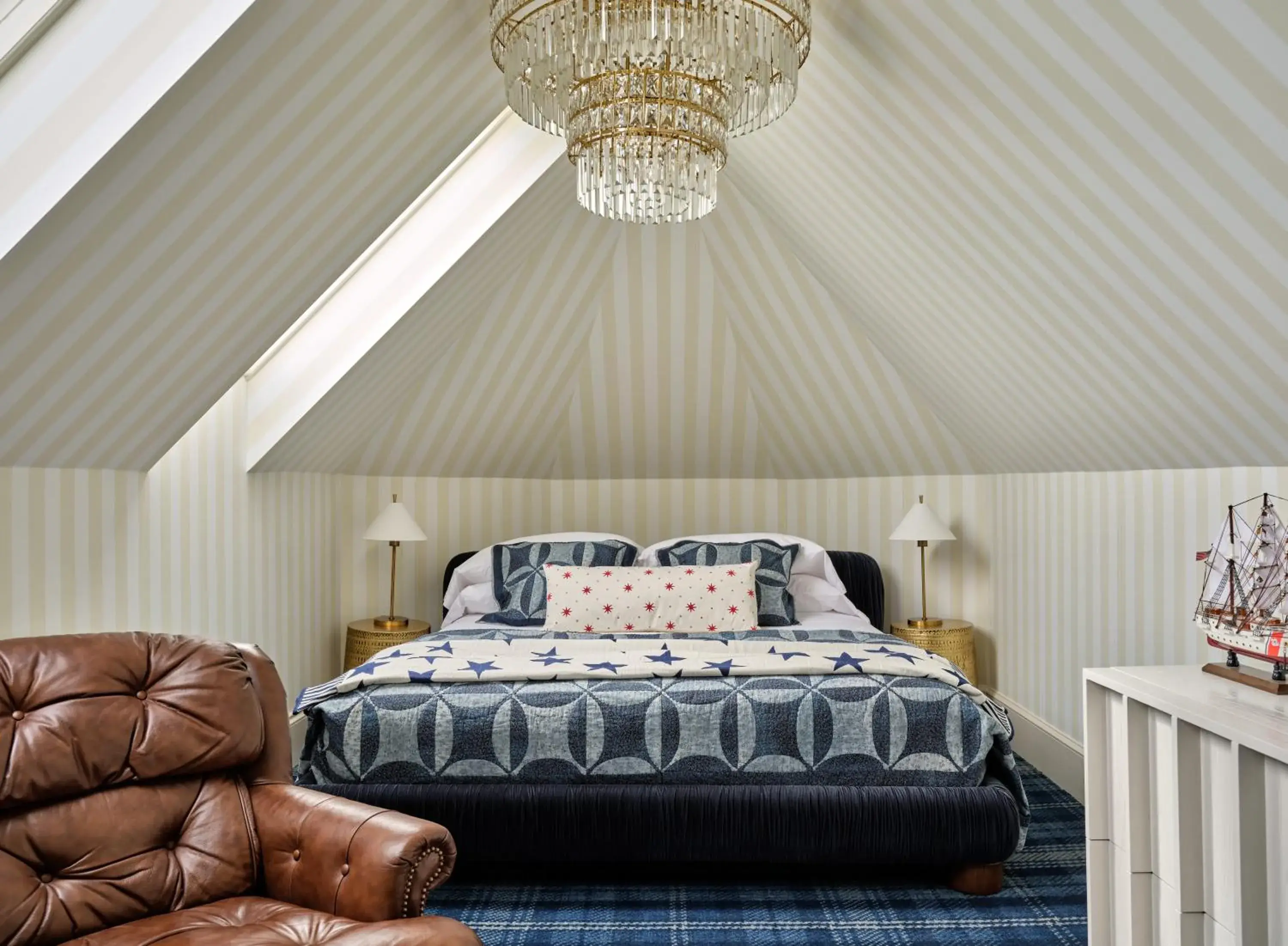 Bedroom, Bed in The Hotel Portsmouth - Downtown Bedroom, Bed in The Hotel Portsmouth - Downtown