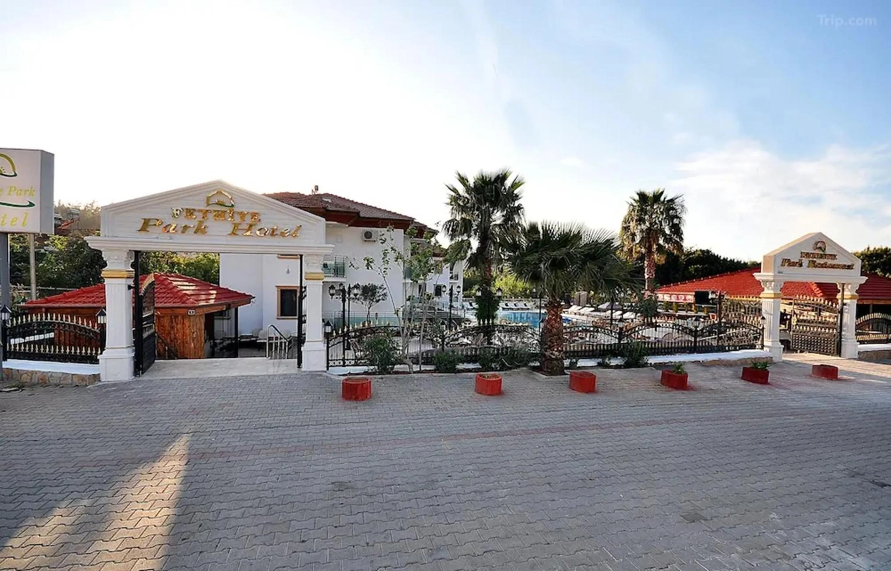 Property building in Fethiye Park Hotel