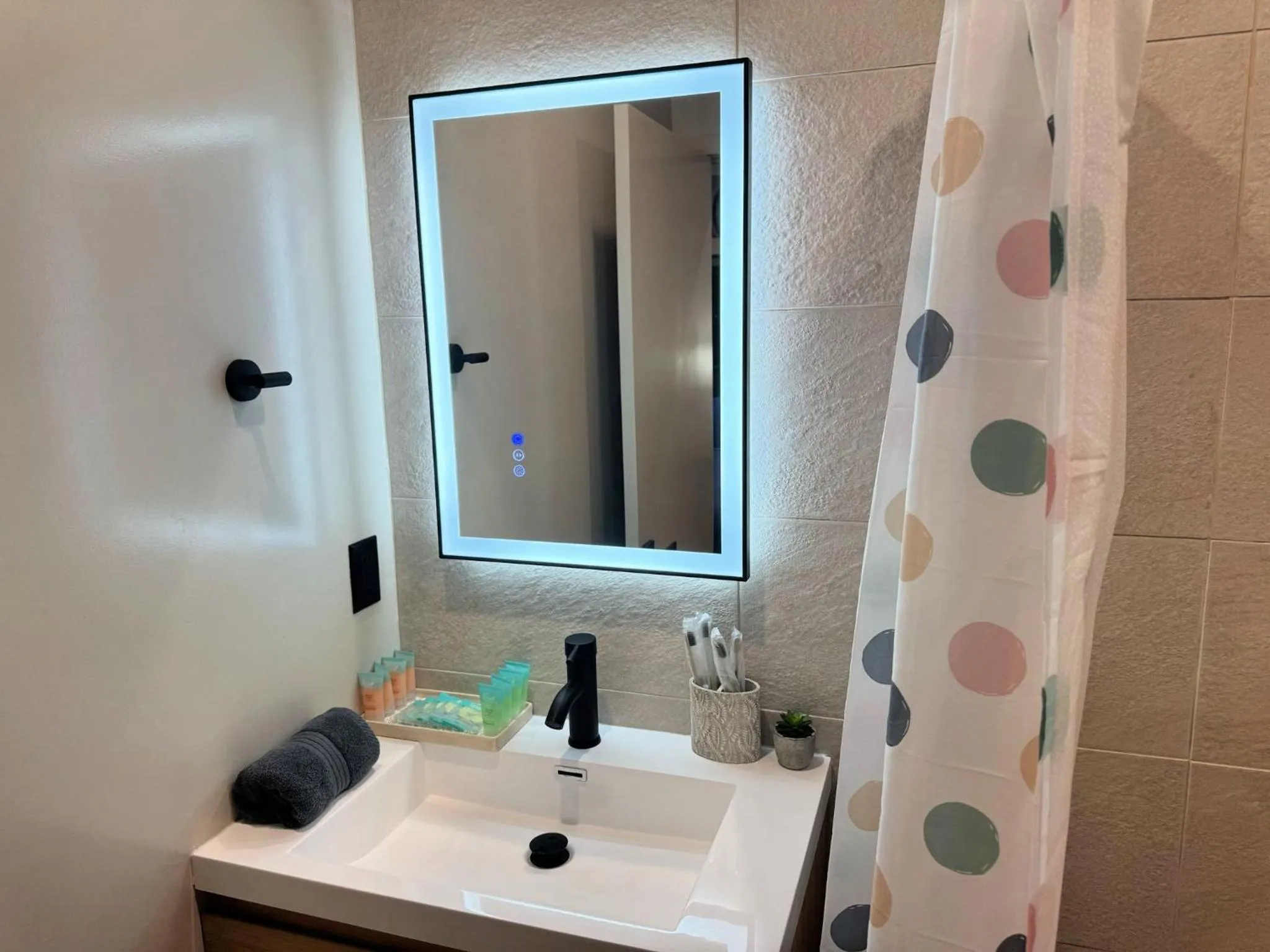 Bathroom in StaysPro - Cityscape Luxury Rental Homes in the Heart of Los Angeles