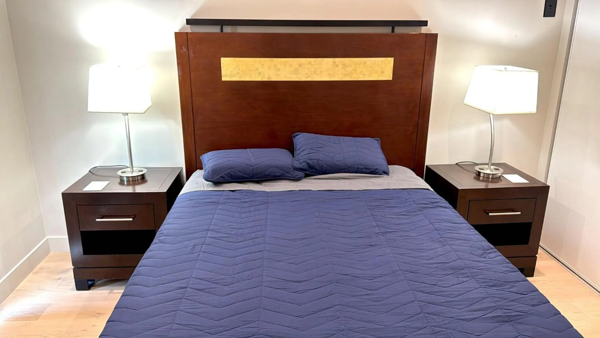 Bed in StaysPro - Cityscape Luxury Rental Homes in the Heart of Los Angeles