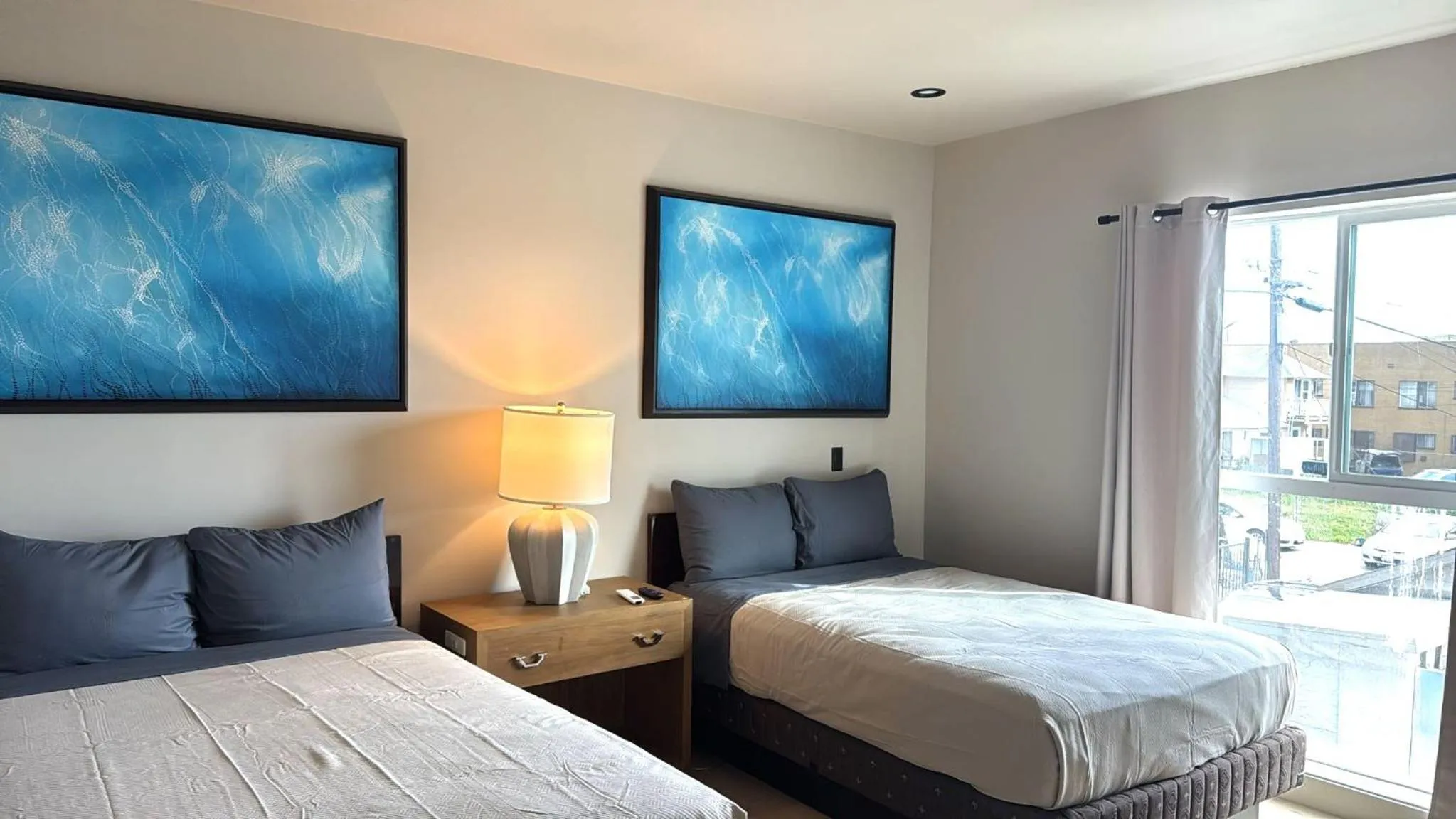 Bed in StaysPro - Cityscape Luxury Rental Homes in the Heart of Los Angeles