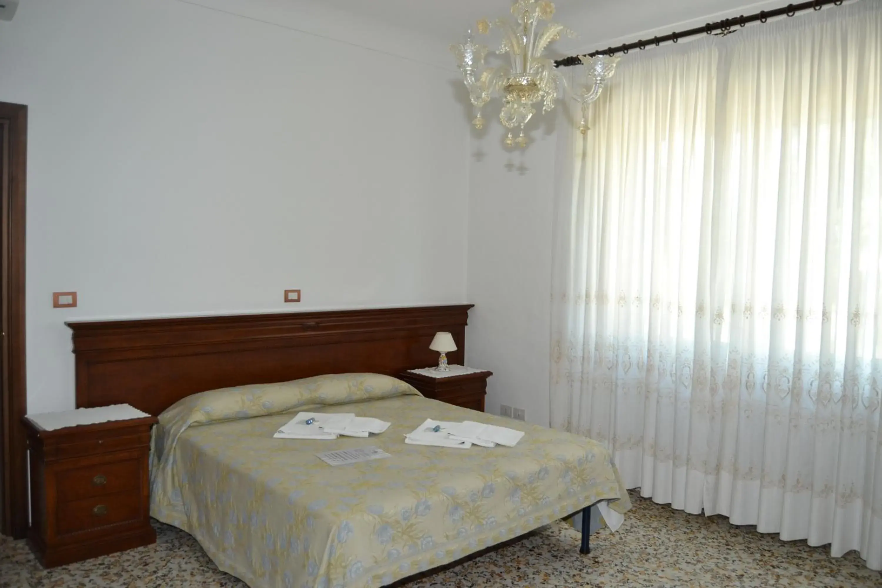 Standard Triple Room - single occupancy in Villa San Giacomo Standard Triple Room - single occupancy in Villa San Giacomo