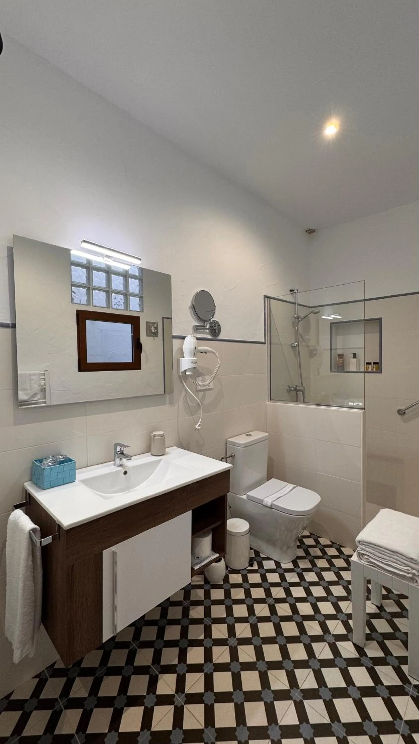 Bathroom in Dolly Baby