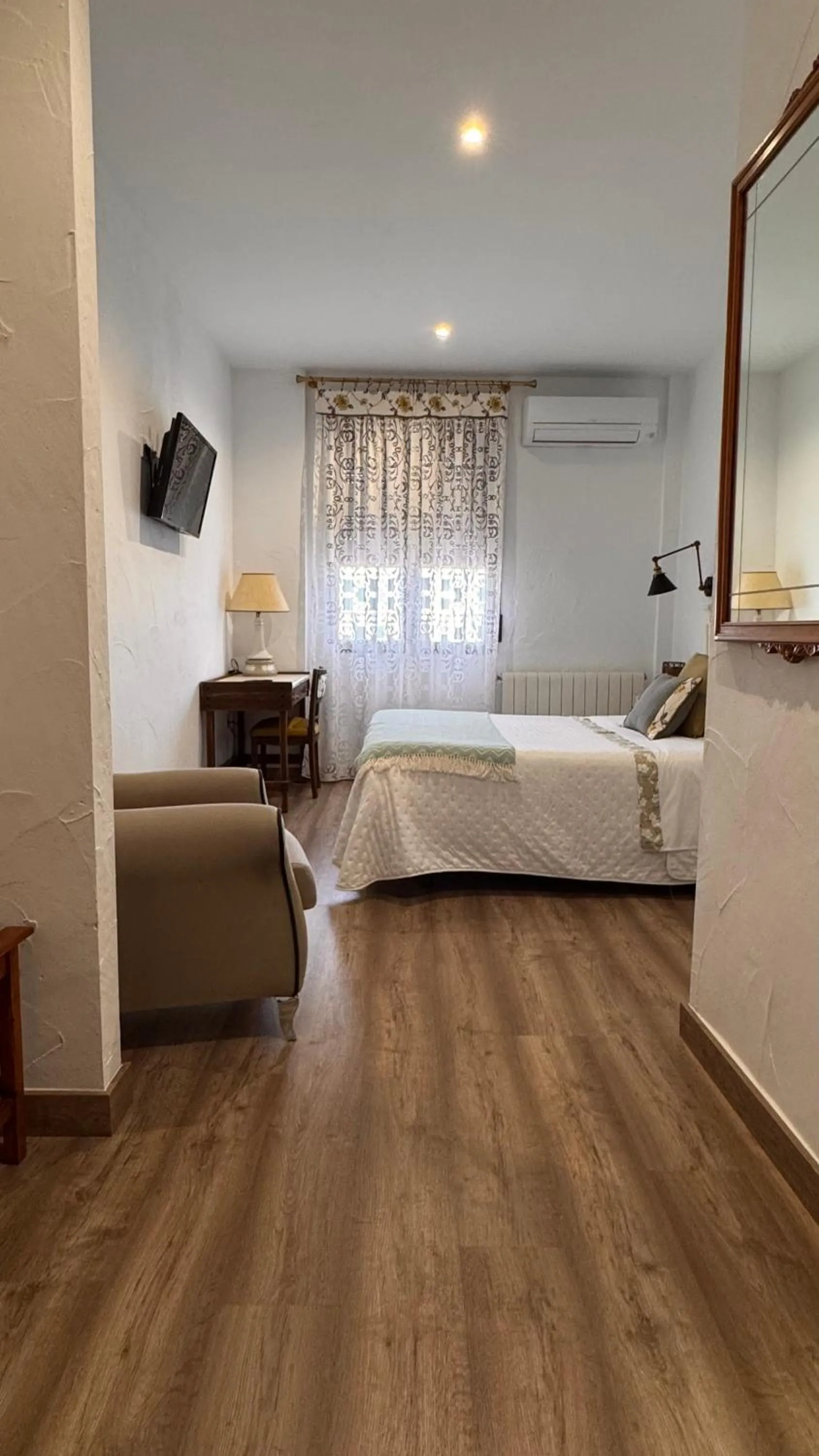 Bedroom, Bed in Dolly Baby