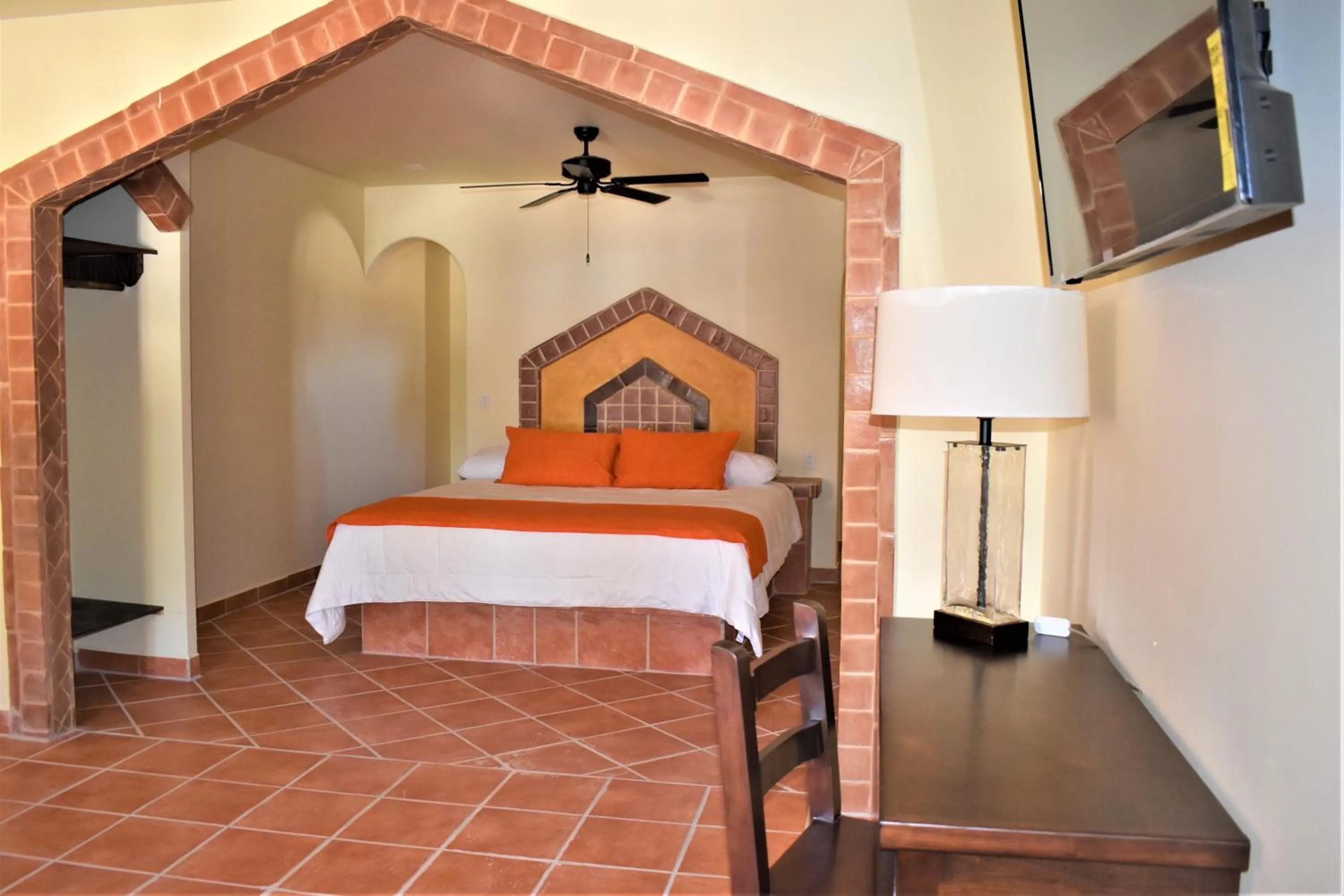 Bed in HACIENDA MONARCAS Resort