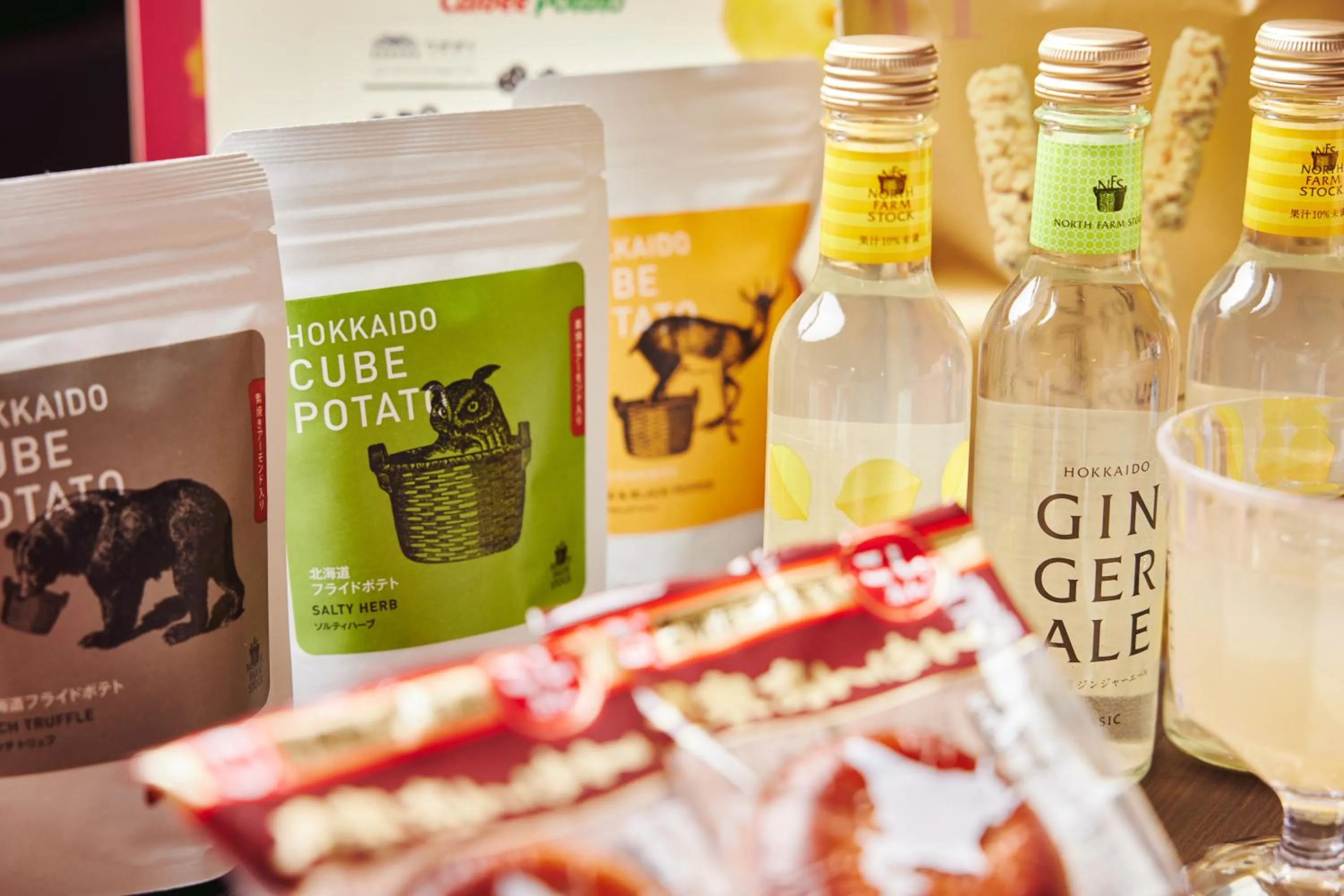 Lounge or bar in OMO3 Sapporo Susukino by Hoshino Resorts