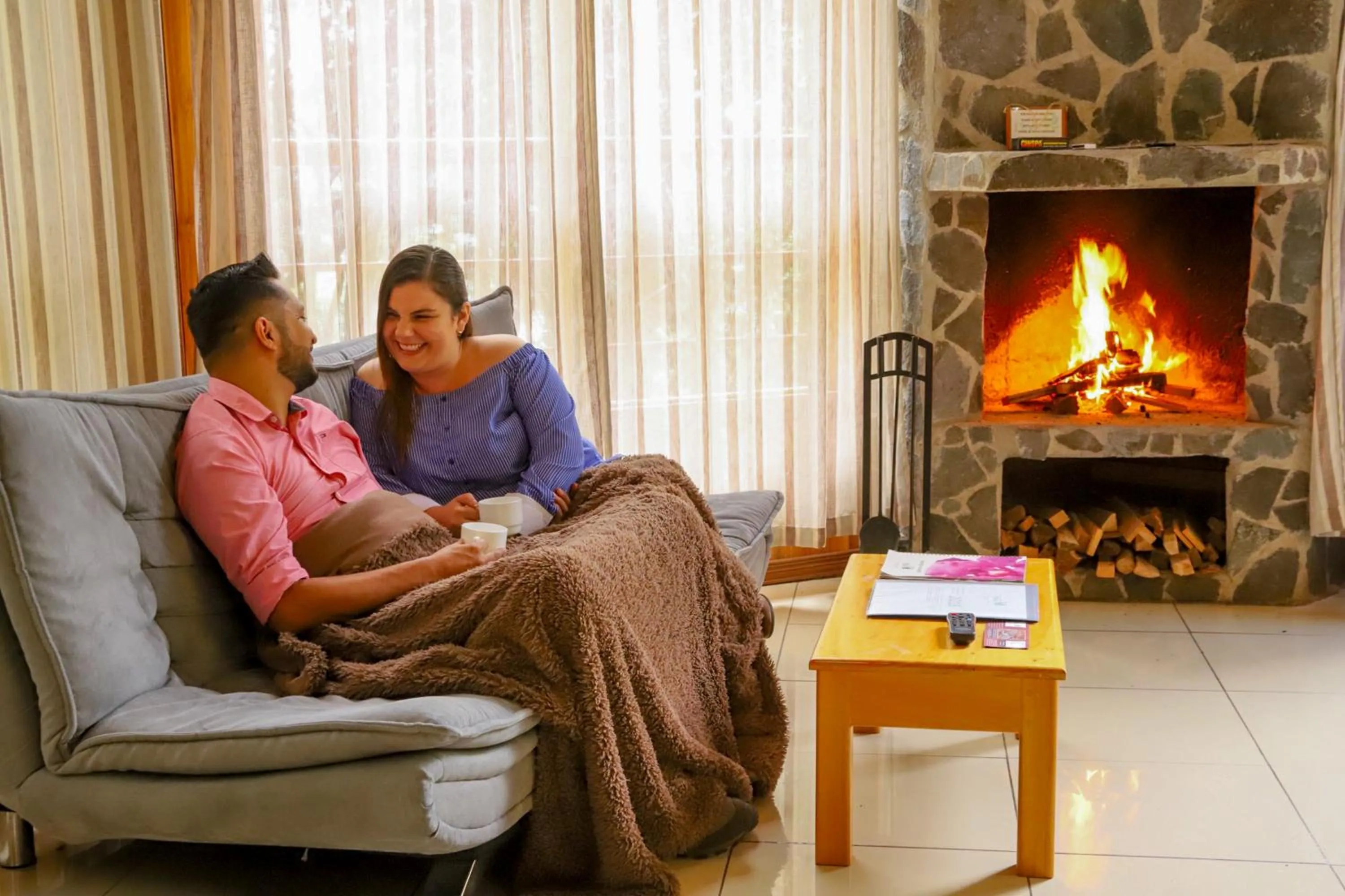 Living room in Los Pinos Cabins & Reserve