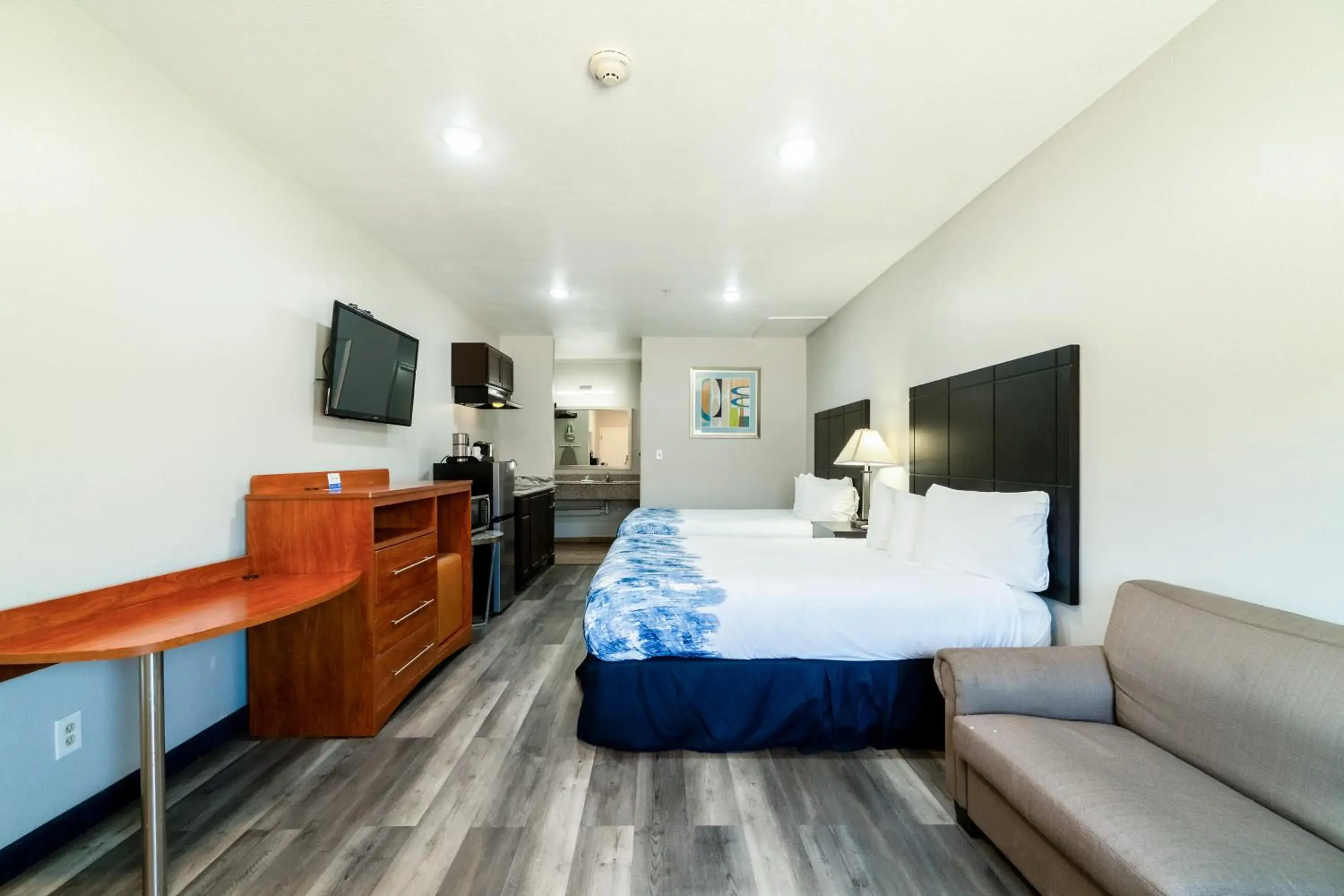 Bedroom, Bed in Atria Extended Stays By OYO, Jourdanton, TX Bedroom, Bed in Atria Extended Stays By OYO, Jourdanton, TX