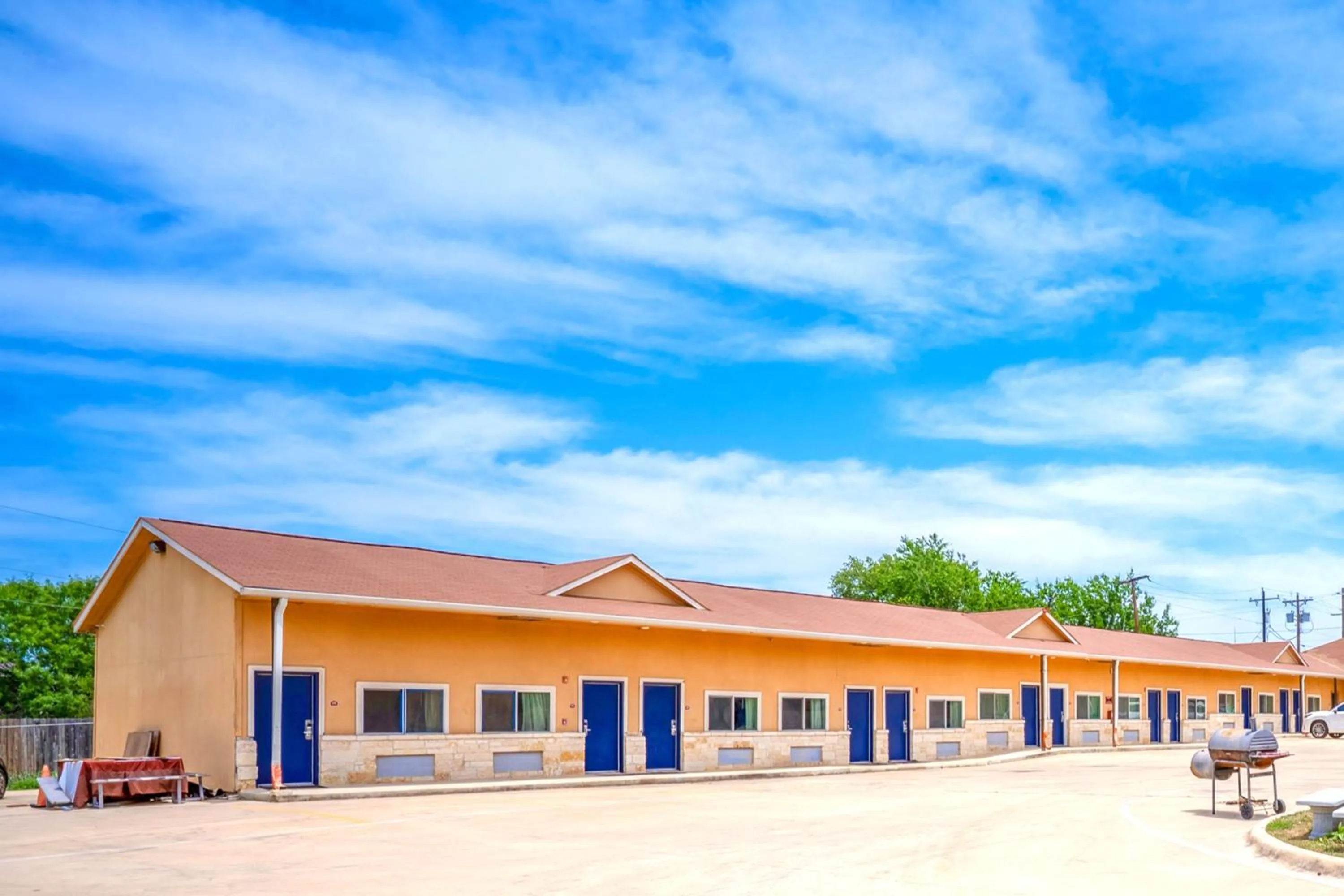 Facade/entrance in Atria Extended Stays By OYO Jourdanton