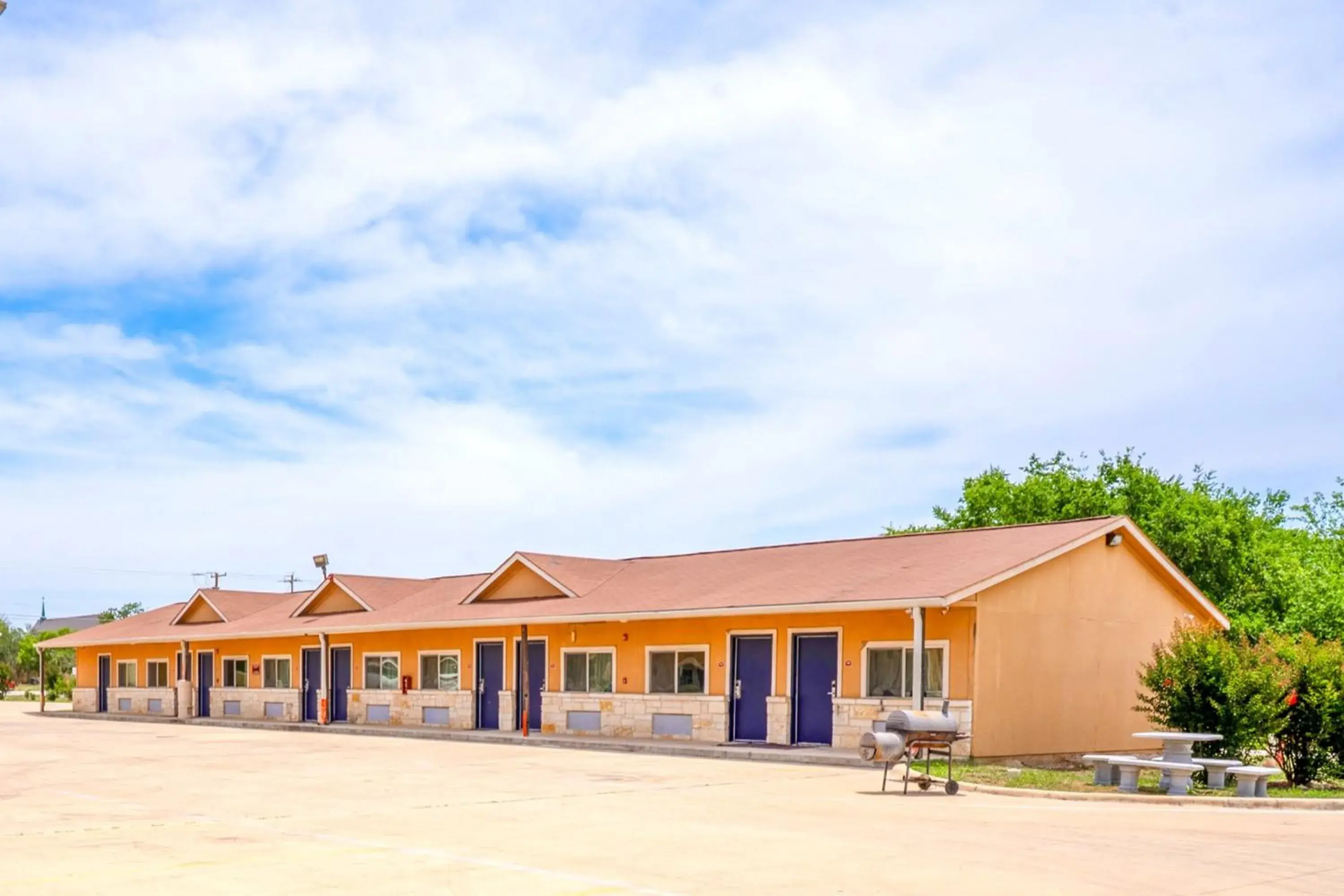 Facade/entrance in Atria Extended Stays By OYO Jourdanton Facade/entrance in Atria Extended Stays By OYO Jourdanton