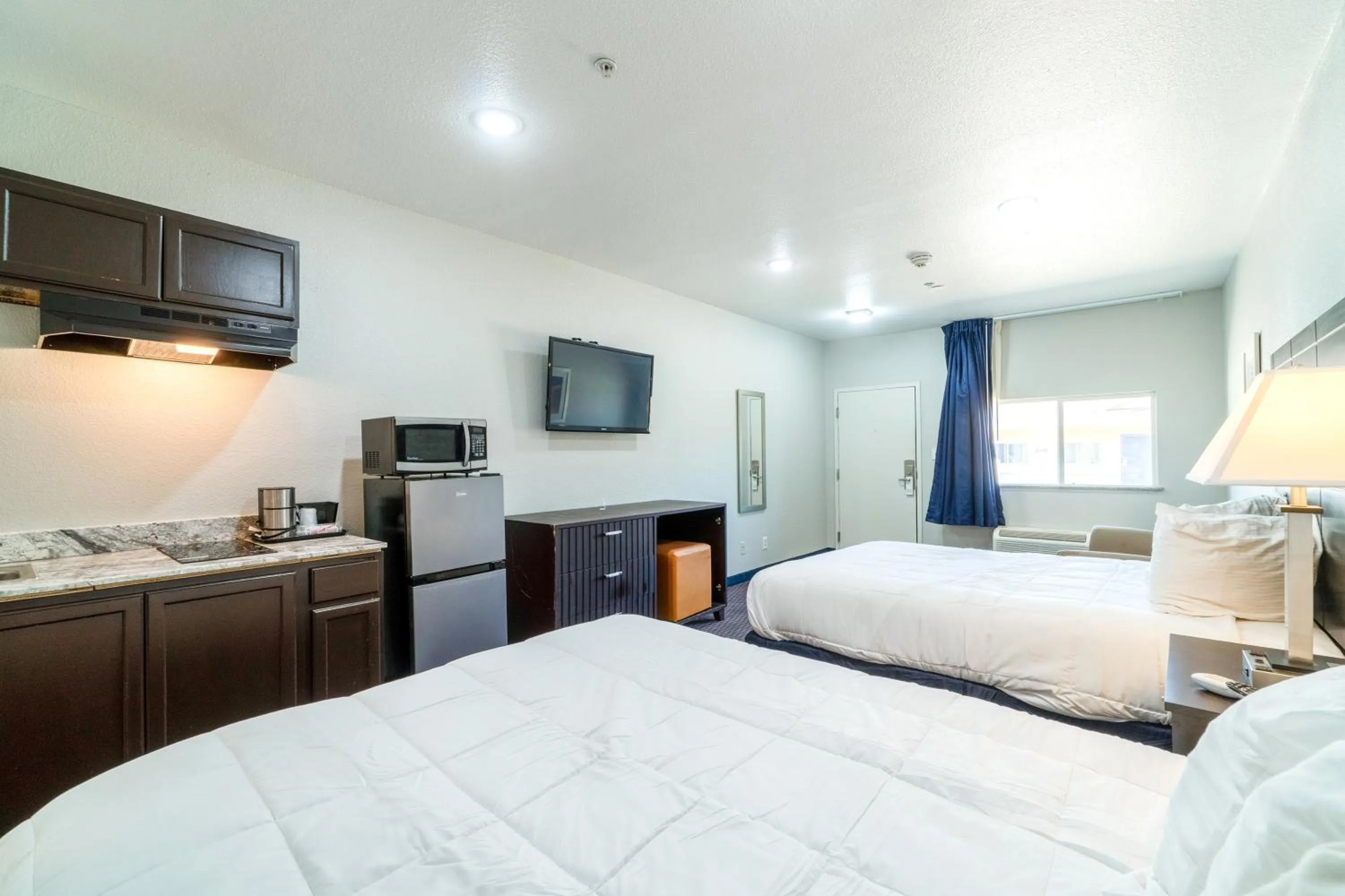 Bedroom, Bed in Atria Extended Stays By OYO Jourdanton