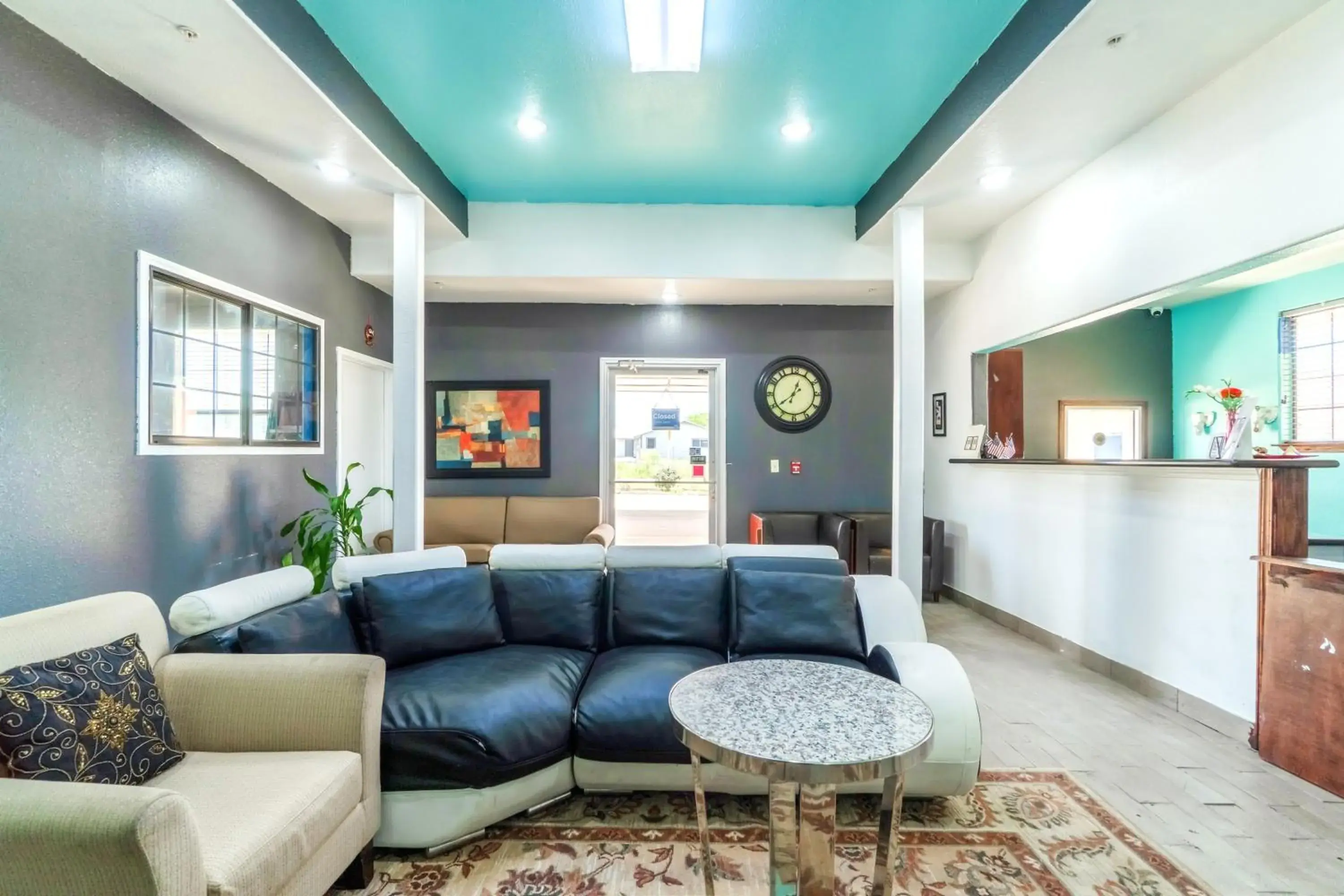 Lobby or reception in Atria Extended Stays By OYO Jourdanton Lobby or reception in Atria Extended Stays By OYO Jourdanton