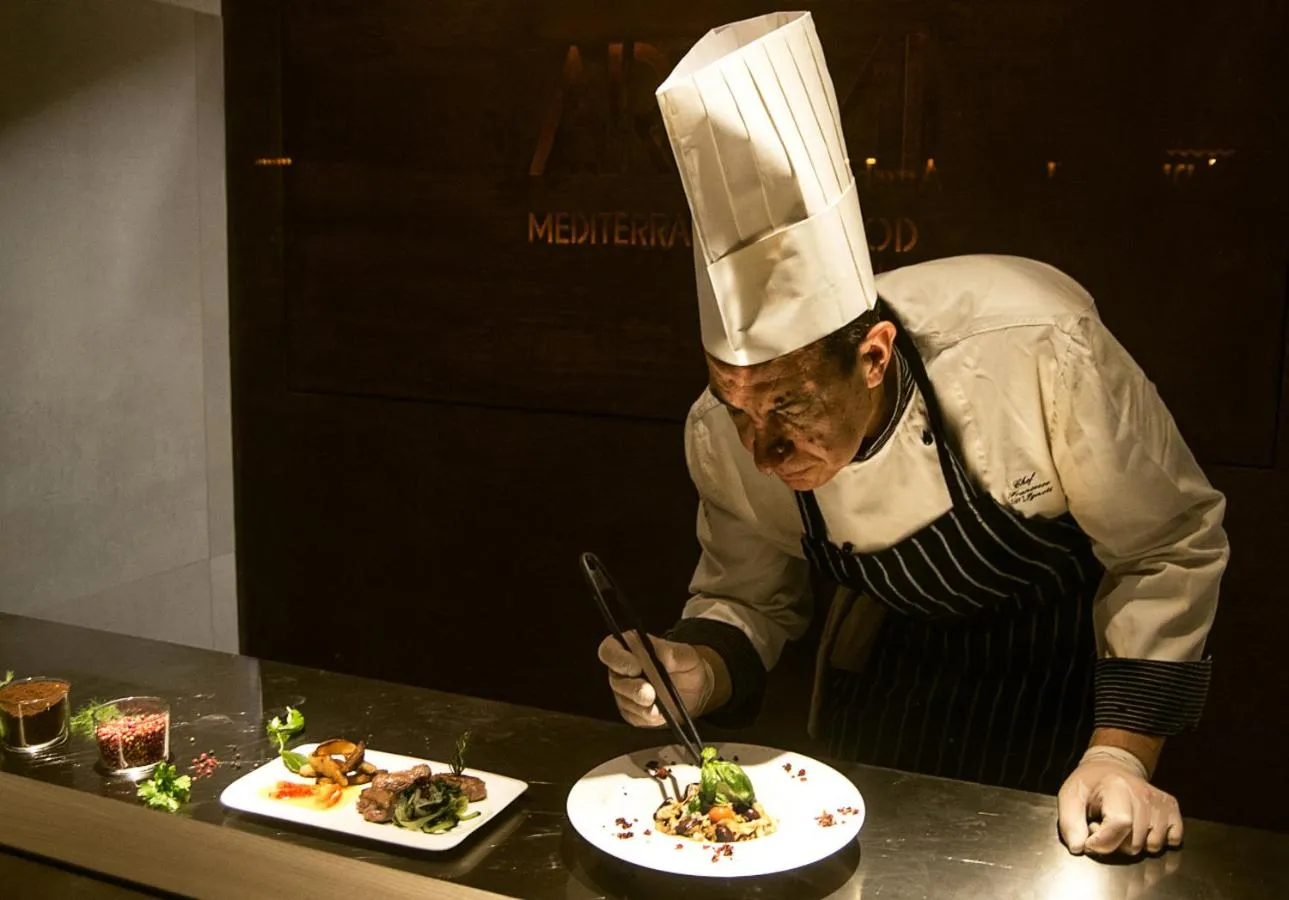 Restaurant/places to eat in Hotel Federico II Central Palace