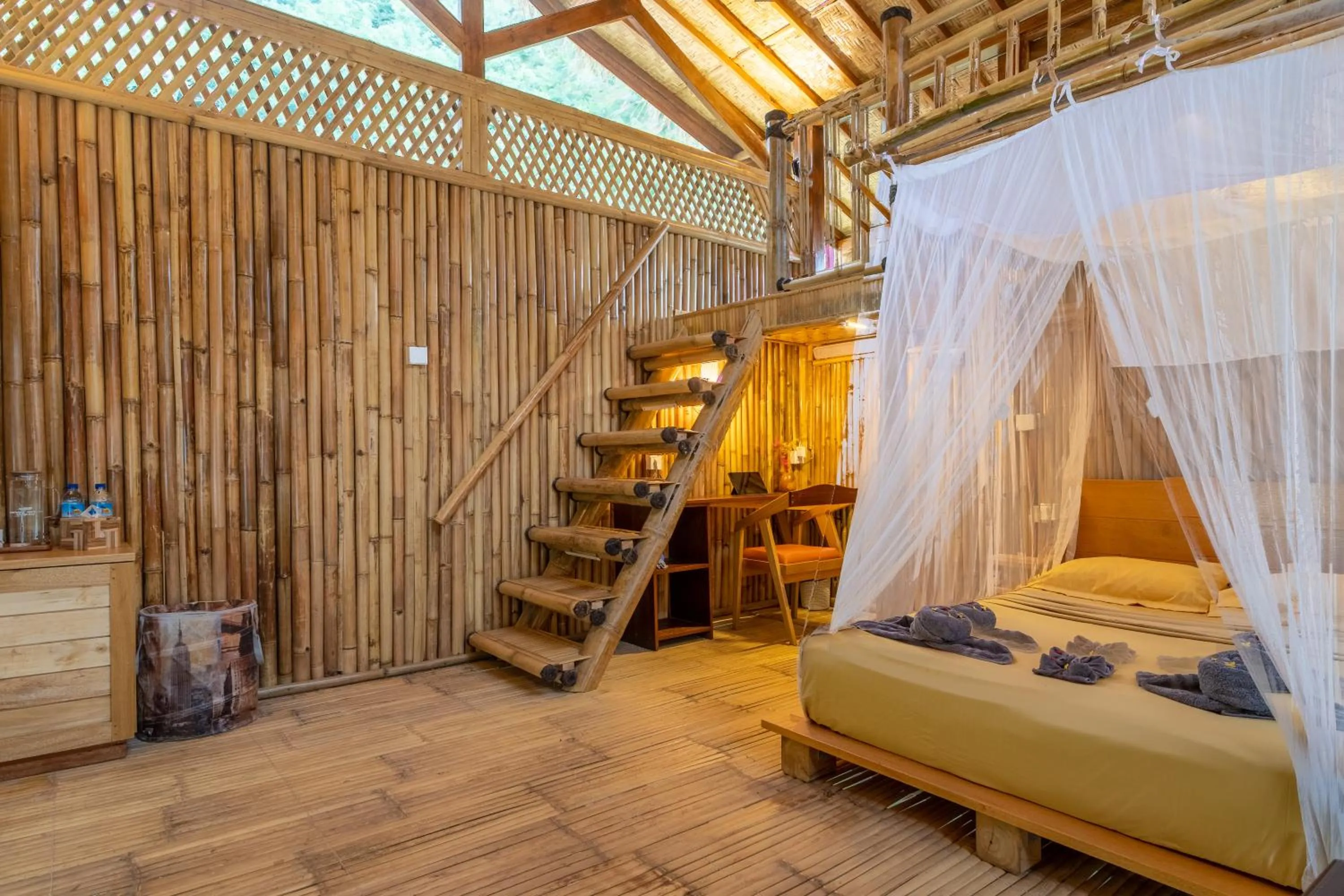 Bedroom, Bed in Catappa Village Lombok