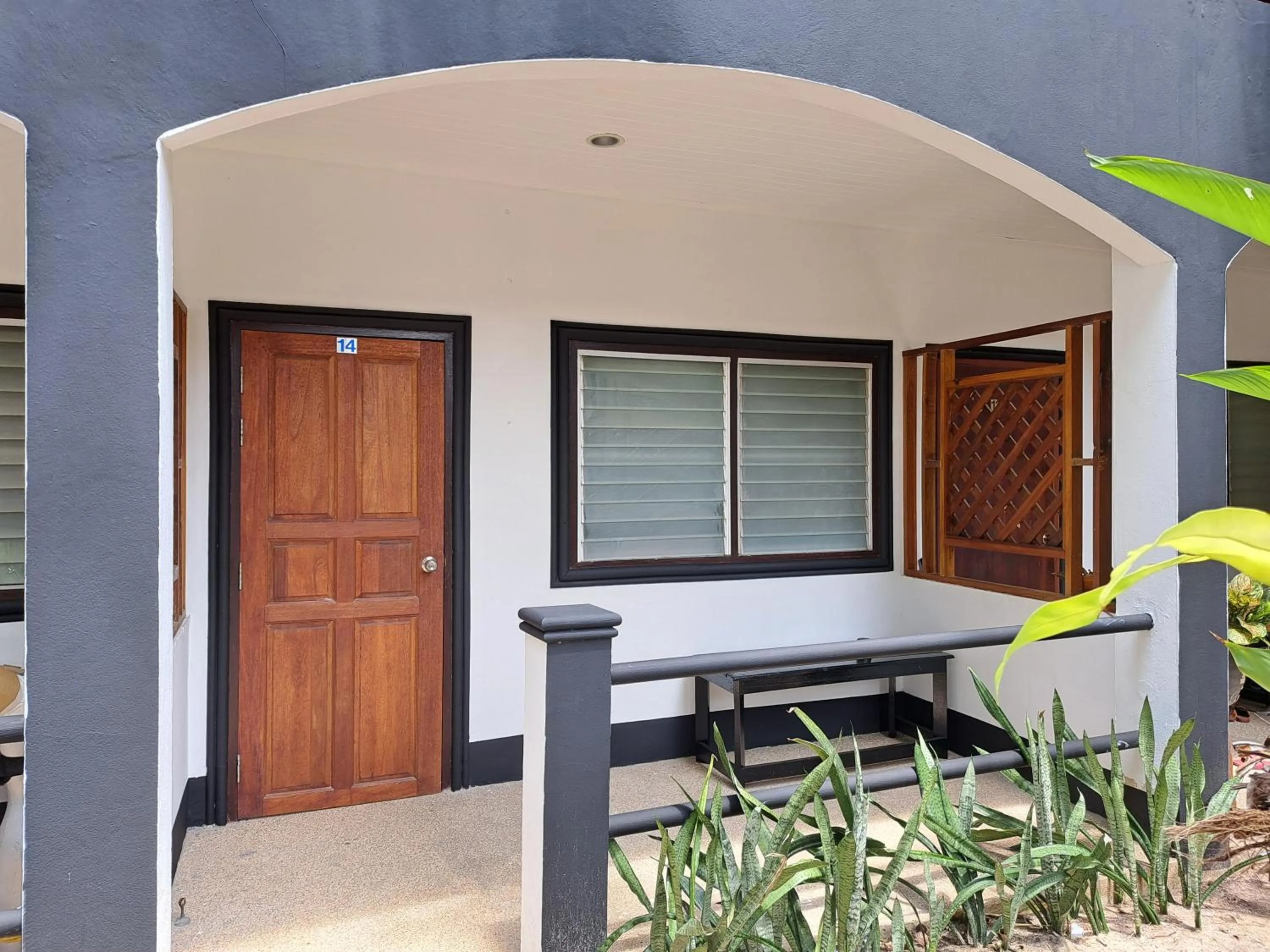 Patio in Hydronauts Diving Resort - Koh Tao