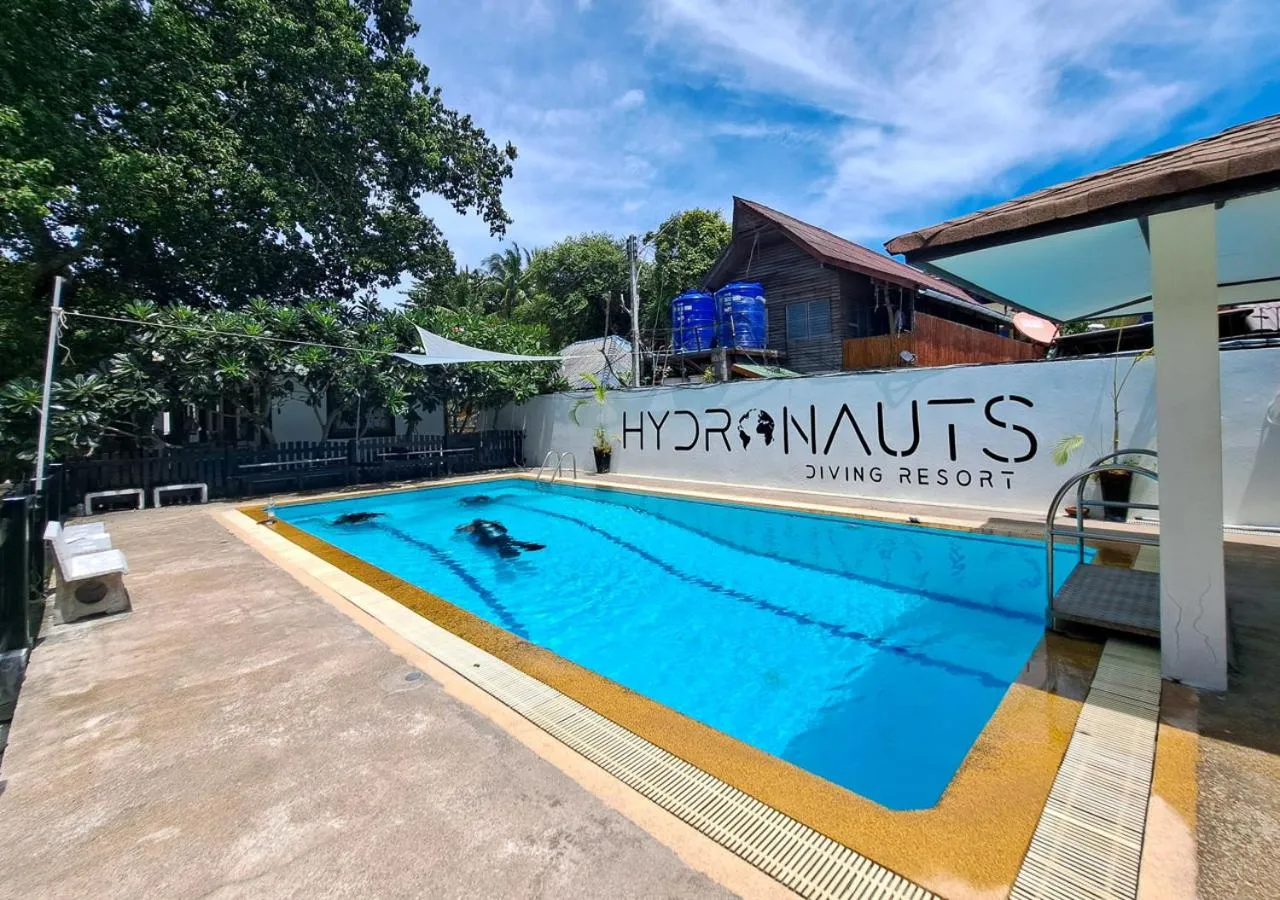 Swimming pool in Hydronauts Diving Resort - Koh Tao
