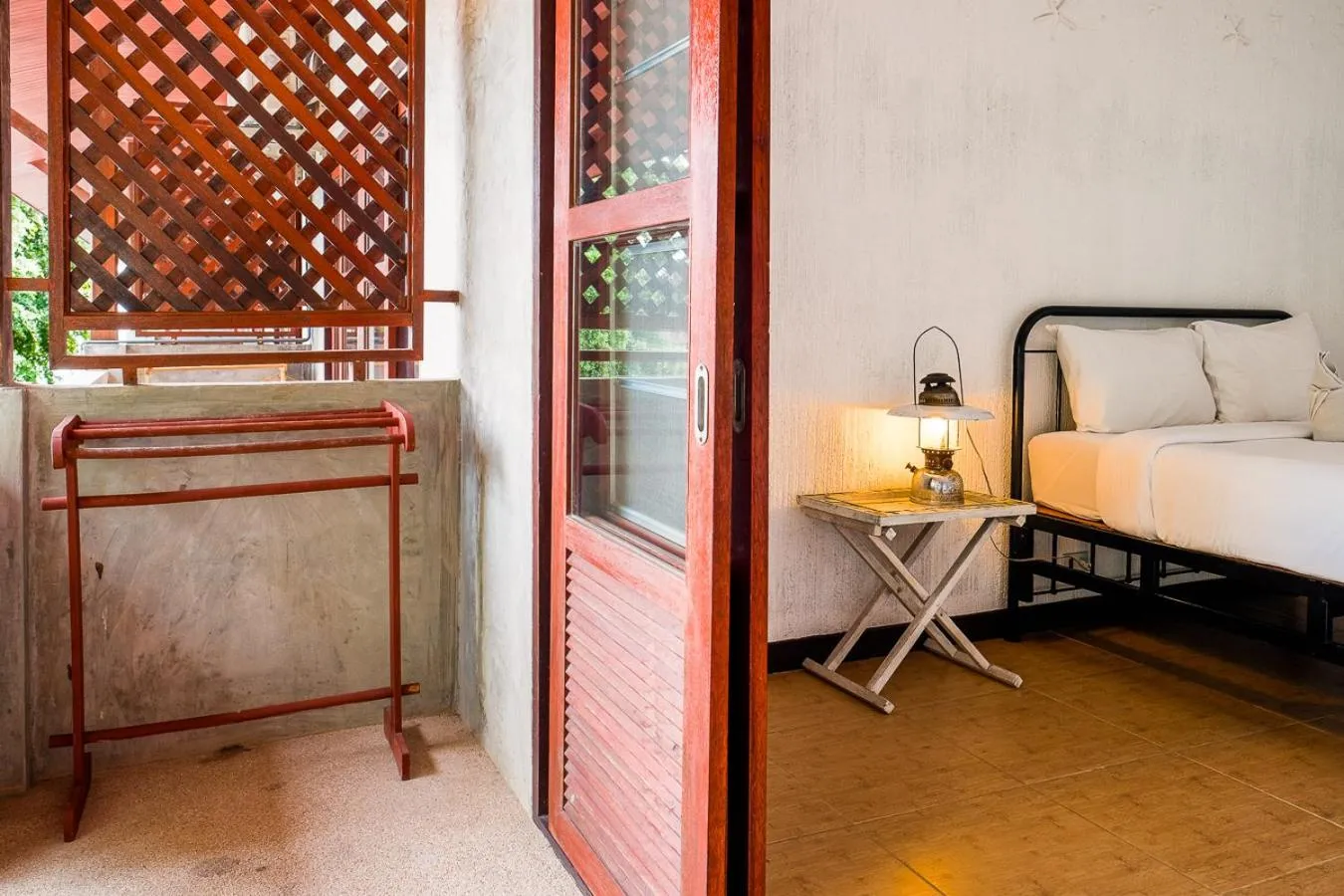 Bed in Hydronauts Diving Resort - Koh Tao