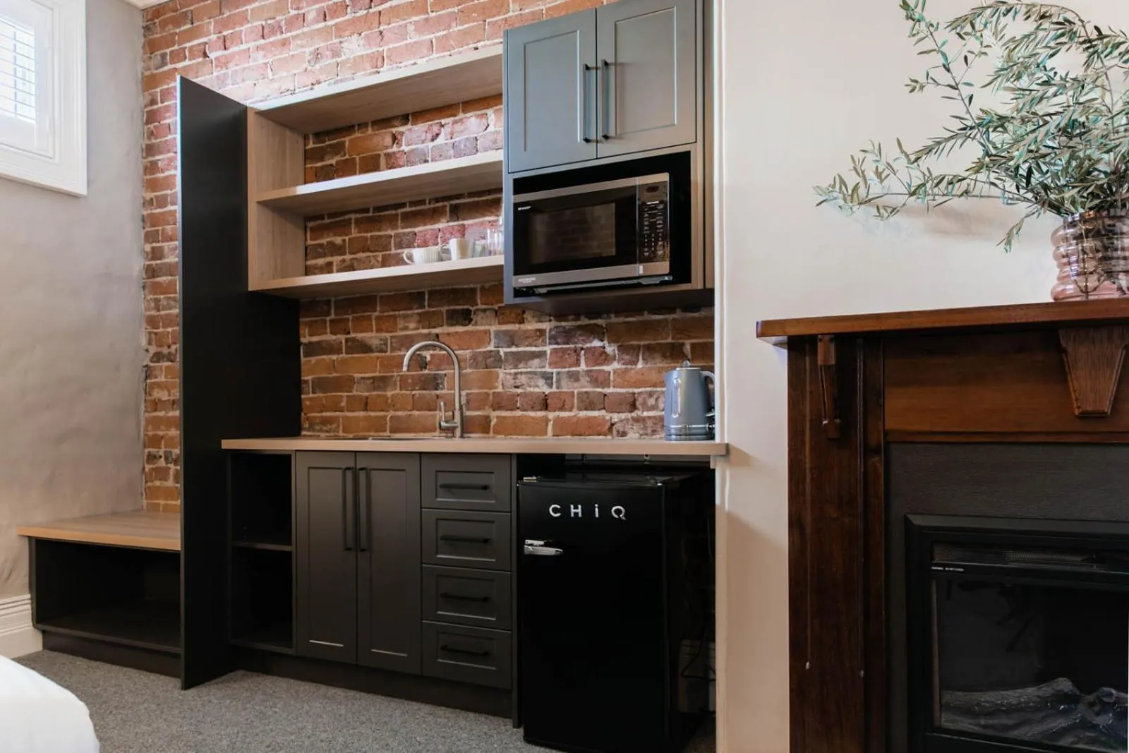 Kitchen or kitchenette in Oxford on Otho