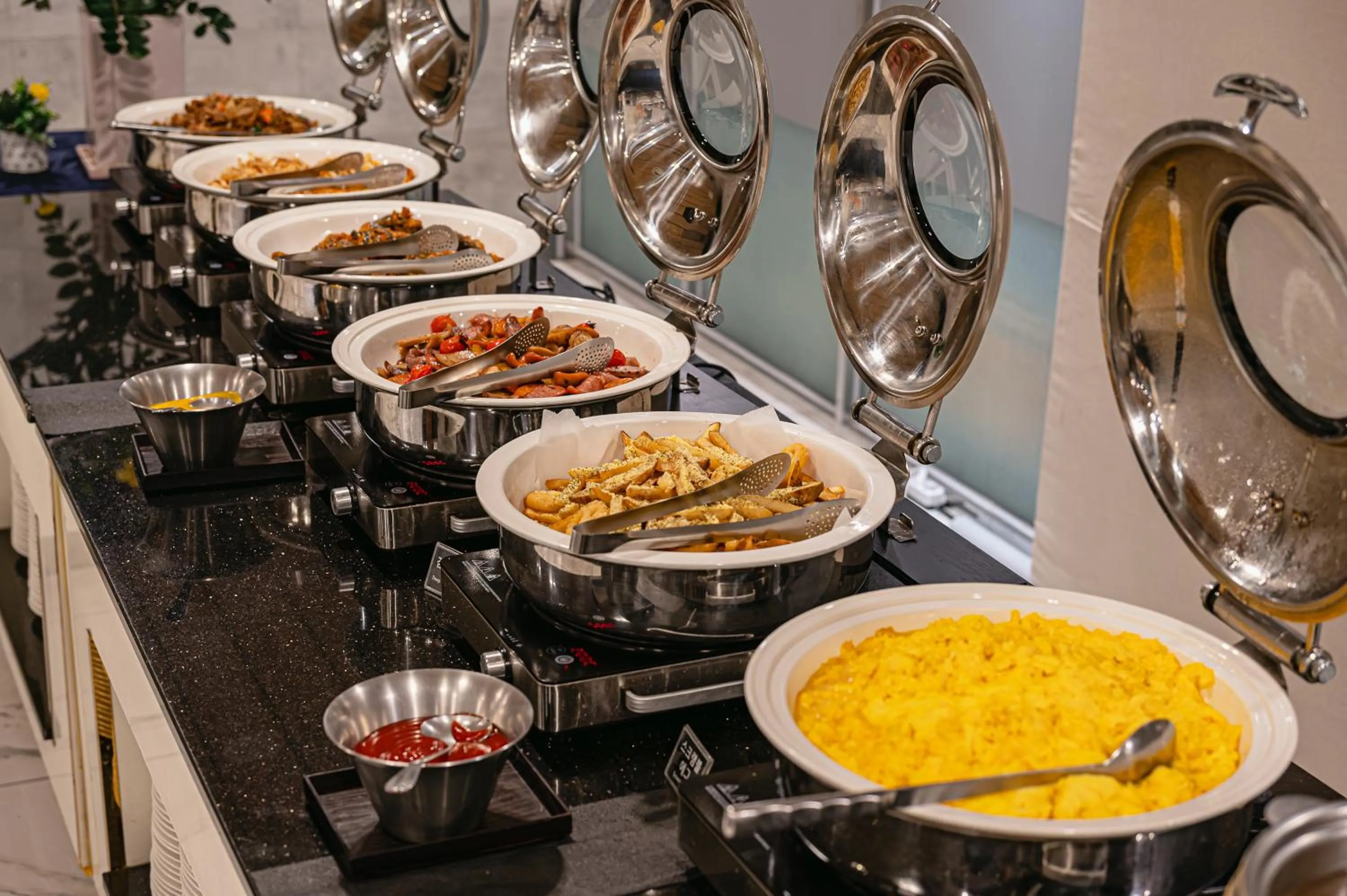 Restaurant/places to eat in Hamdeok Beach Stay Jeju