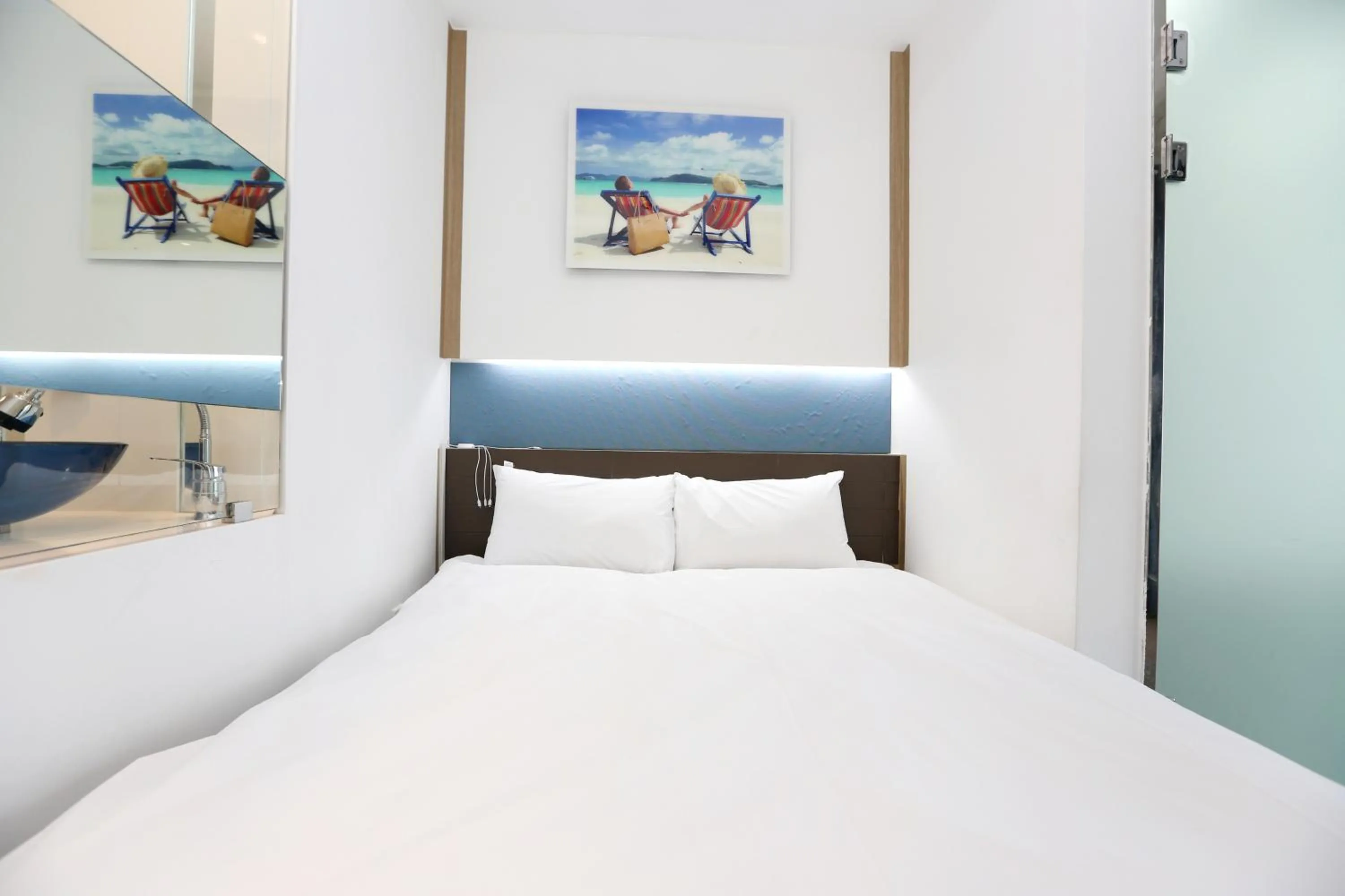 Bedroom, Bed in Hamdeok Beach Stay Jeju