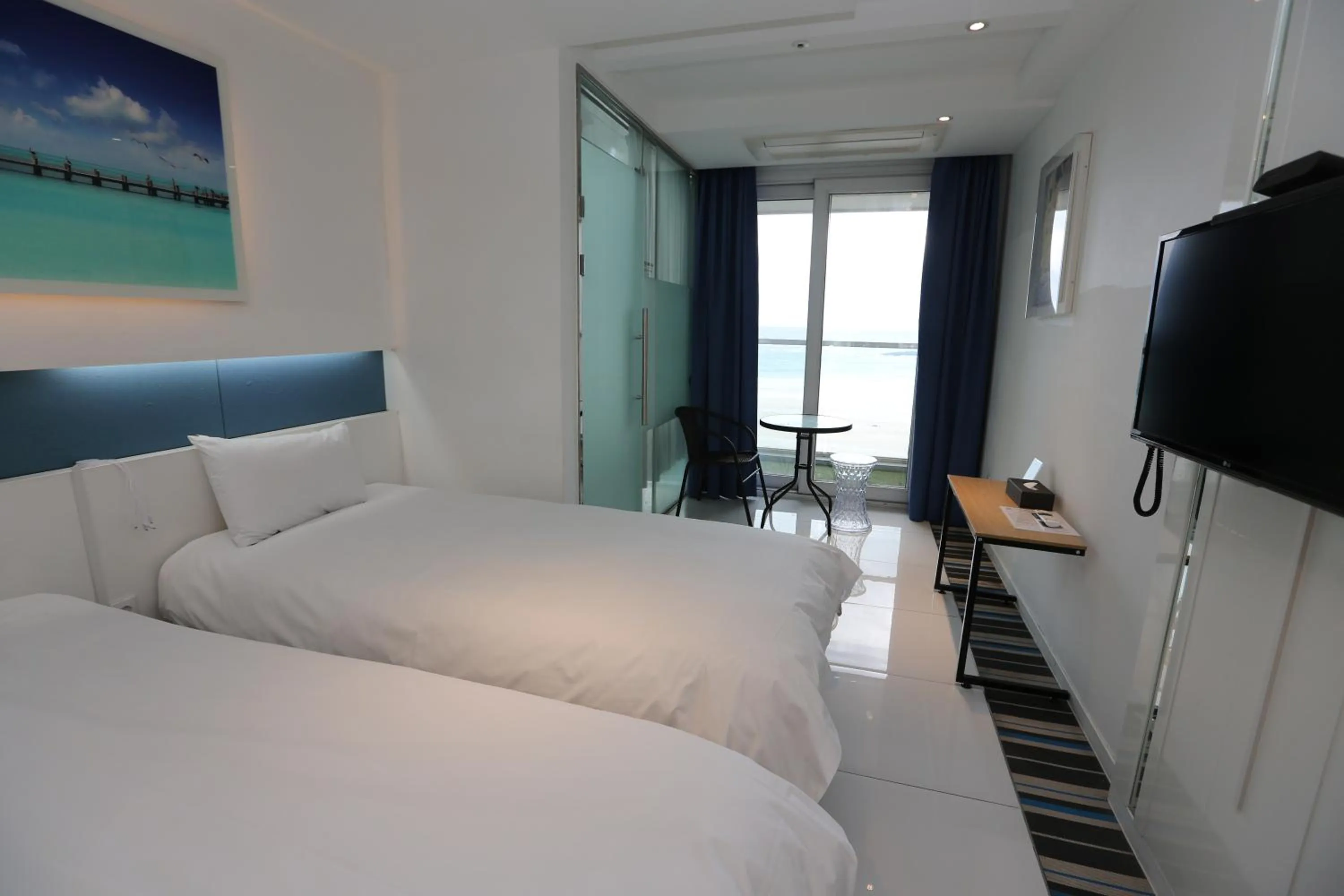 Bedroom, Bed in Hamdeok Beach Stay Jeju