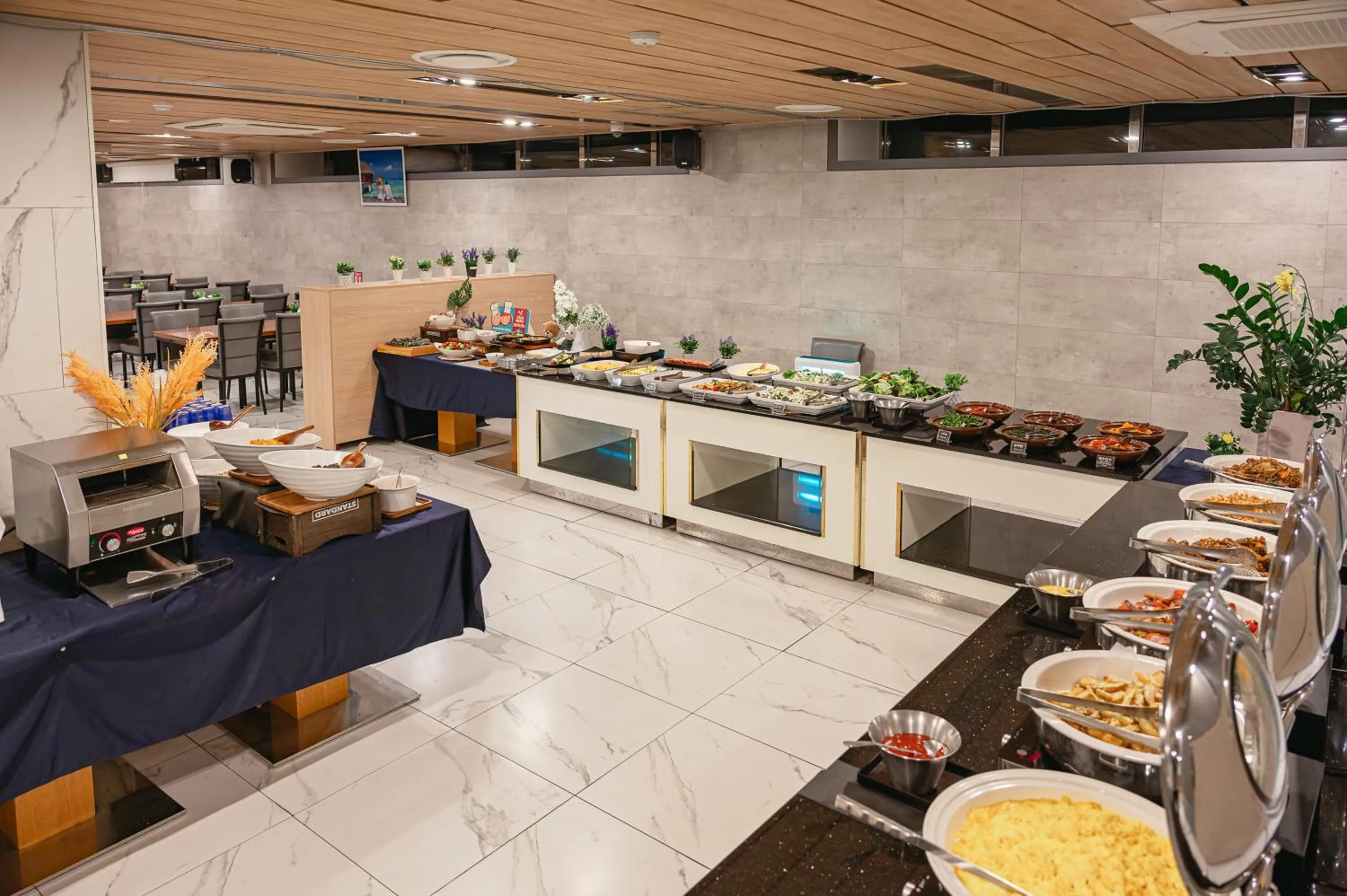 Restaurant/places to eat in Hamdeok Beach Stay Jeju