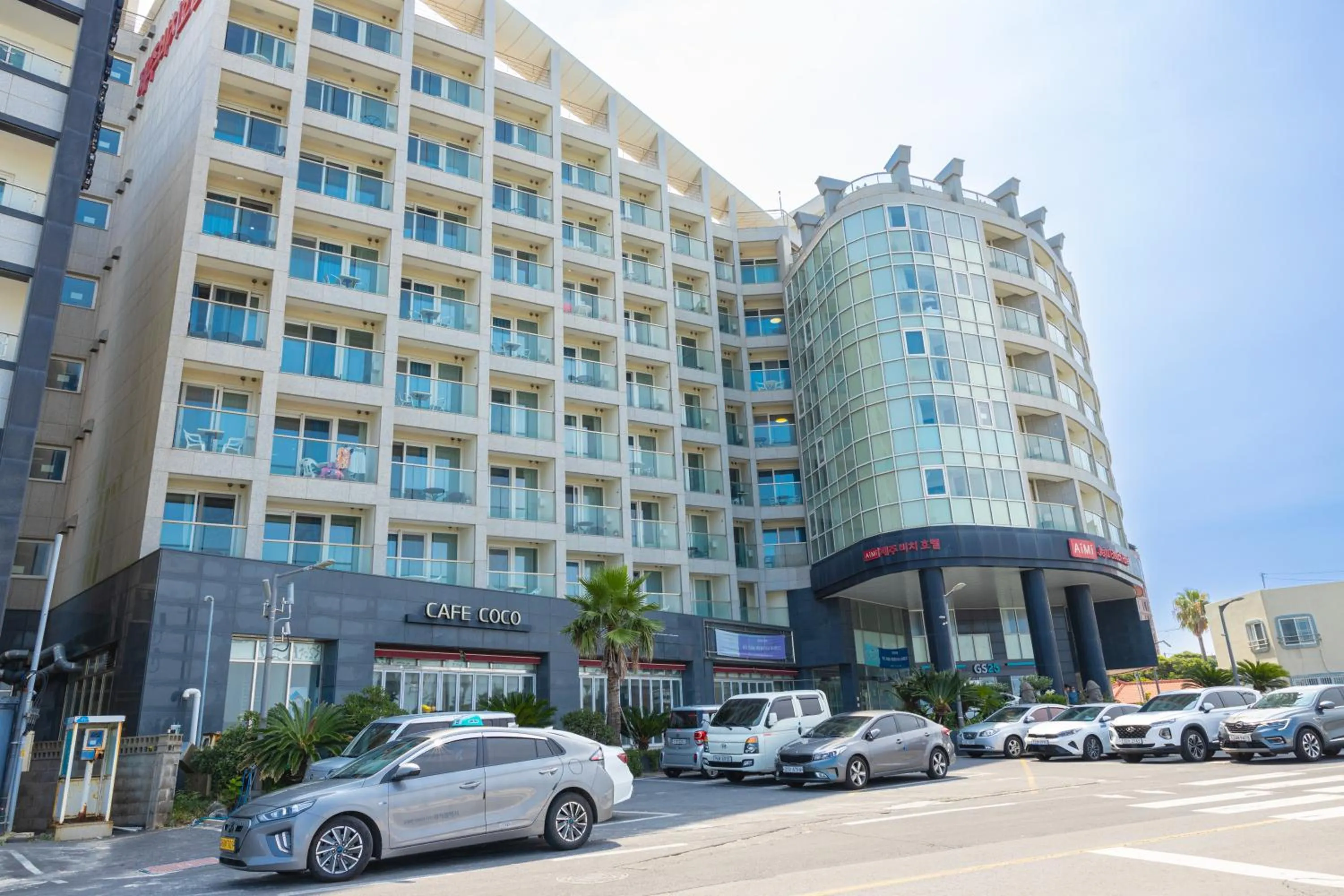 Property building in Hamdeok Beach Stay Jeju