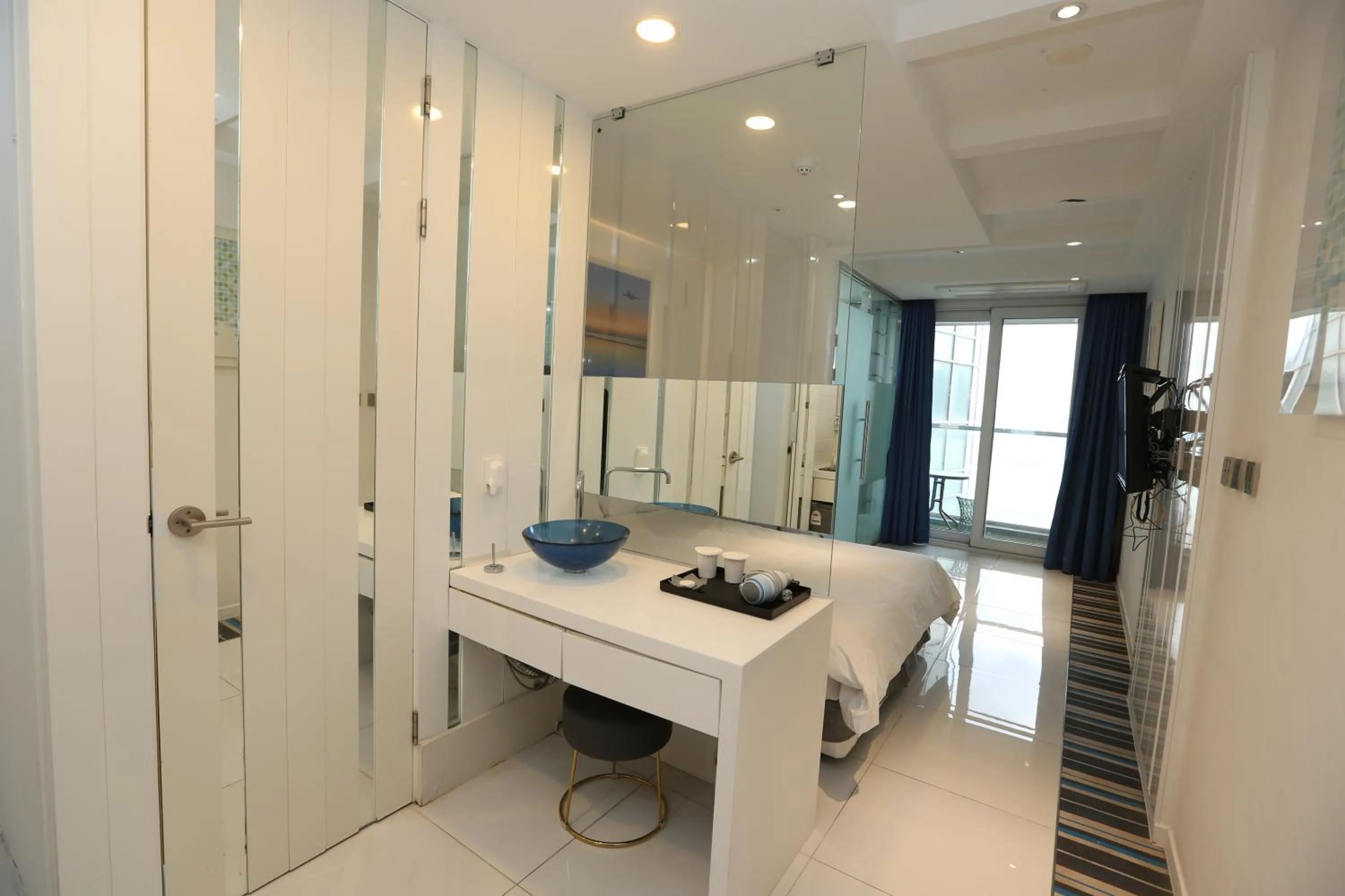 Bedroom, Bed in Hamdeok Beach Stay Jeju