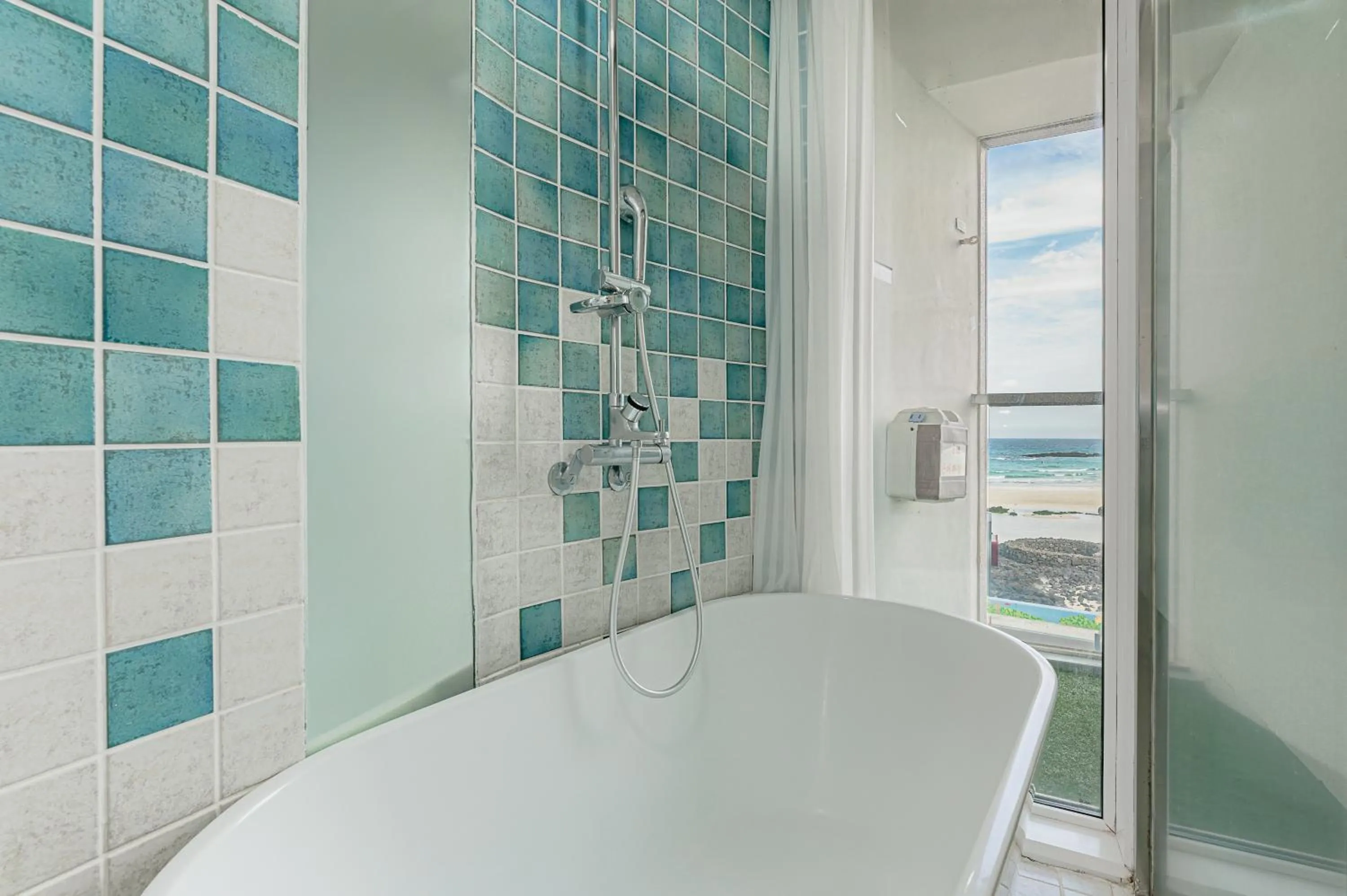 Bathroom in Hamdeok Beach Stay Jeju