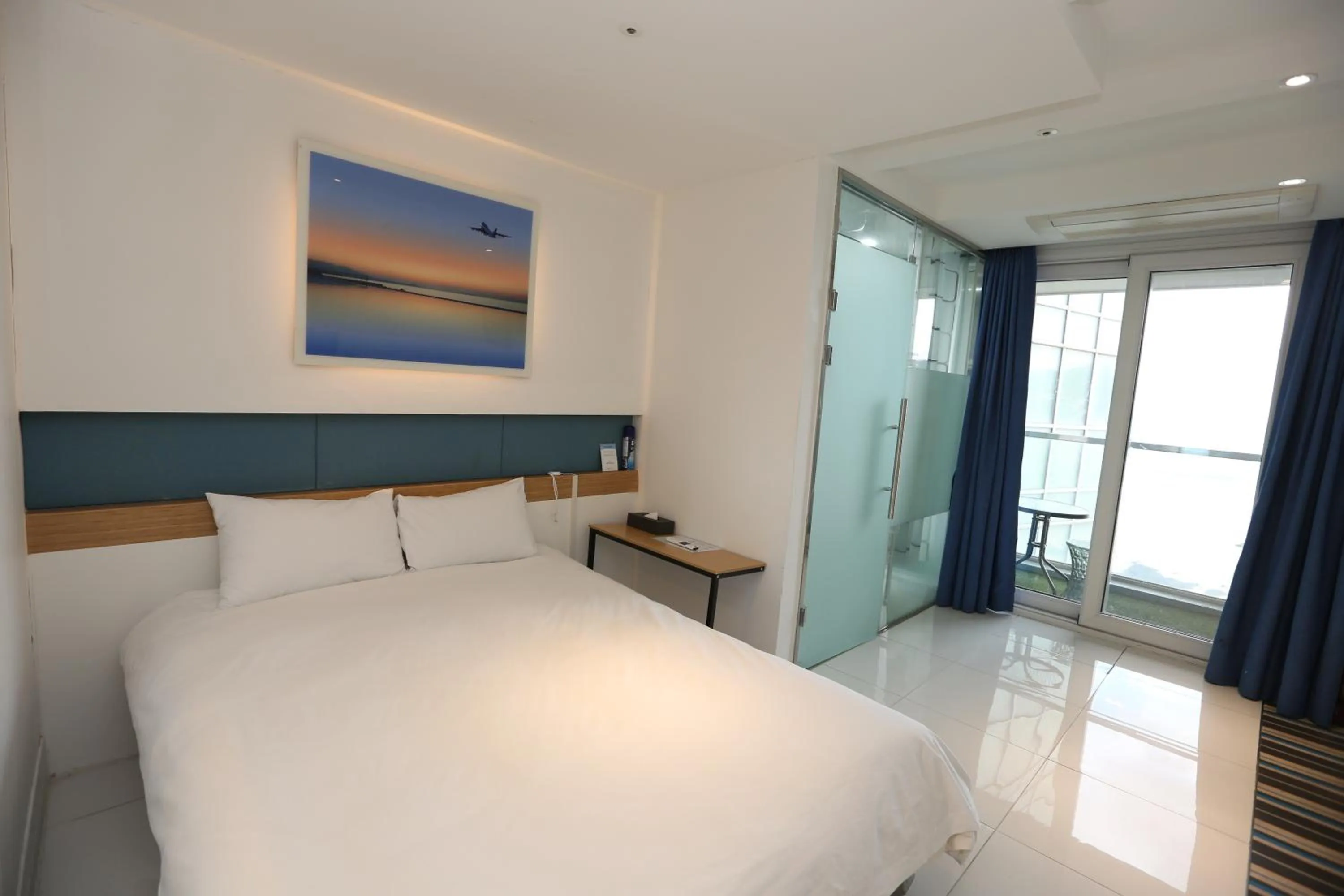 Bed in Hamdeok Beach Stay Jeju