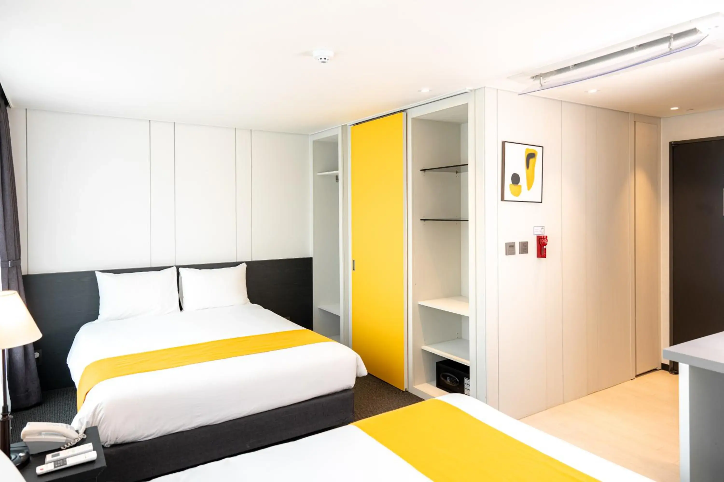 Bed in Seogwipo Hills Hotel Bed in Seogwipo Hills Hotel