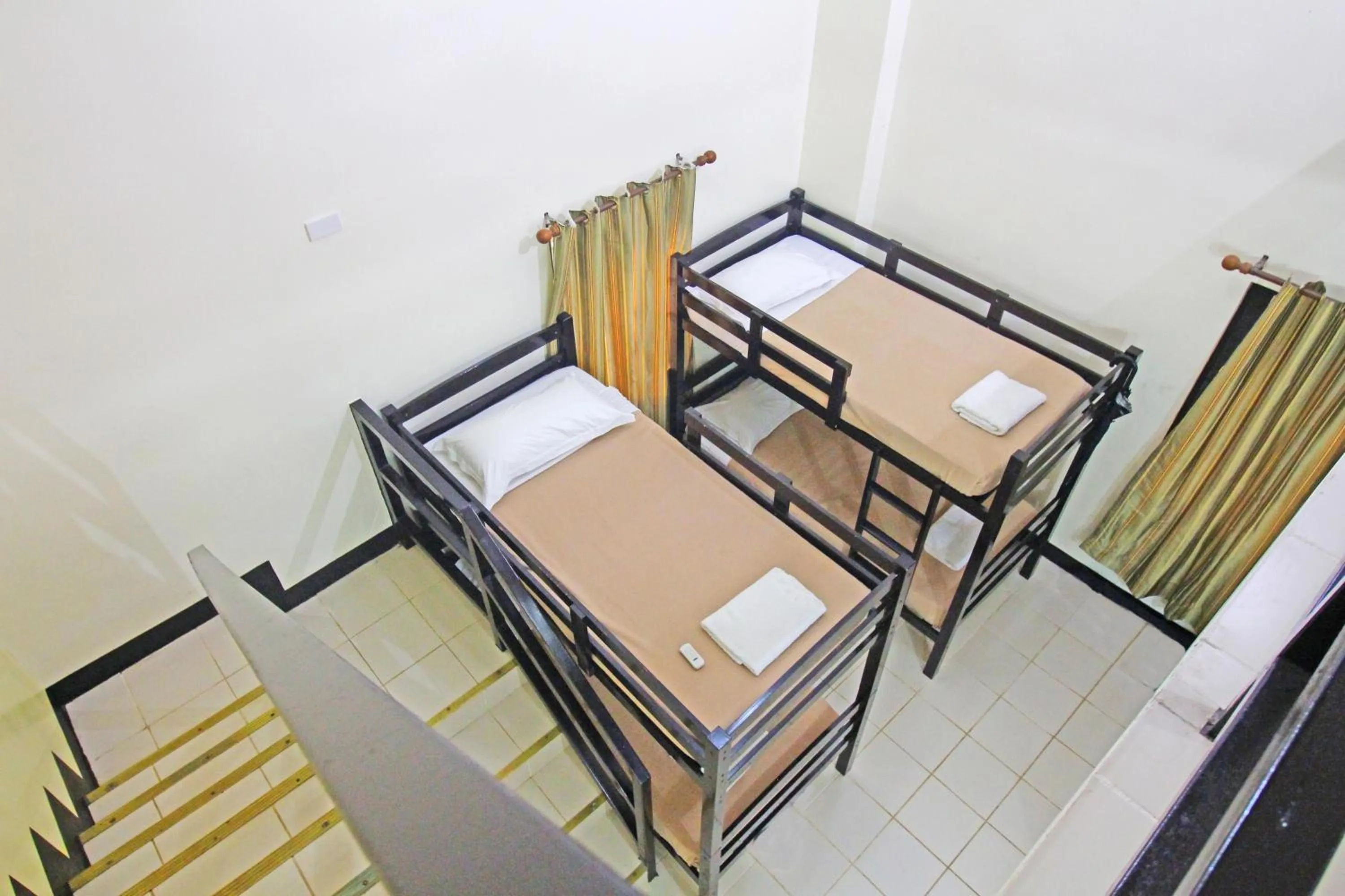 Photo of the whole room, Bed in Caliraya Resort Club