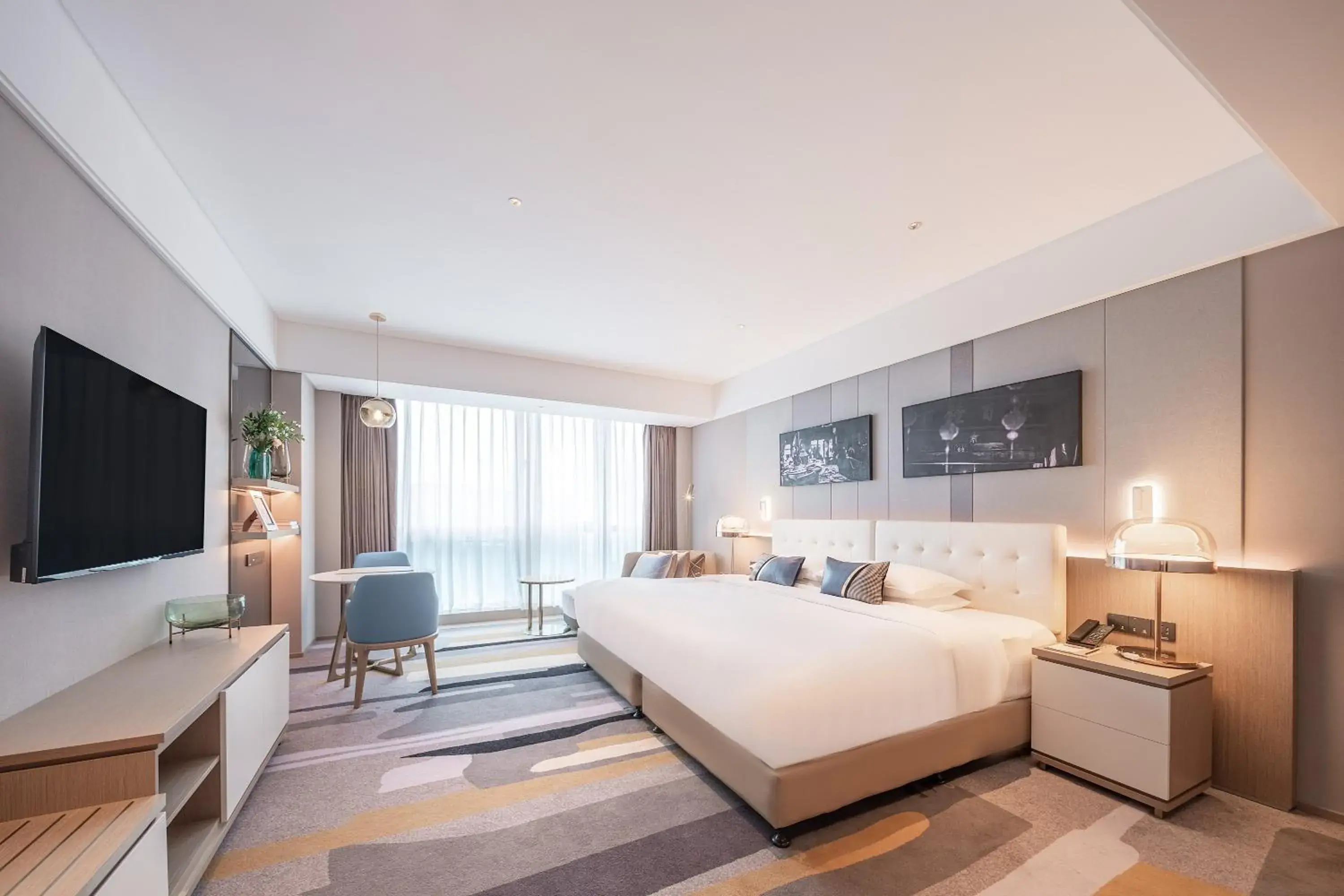 Photo of the whole room, Bed in Oaks Chengdu at Cultural Heritage Park Photo of the whole room, Bed in Oaks Chengdu at Cultural Heritage Park