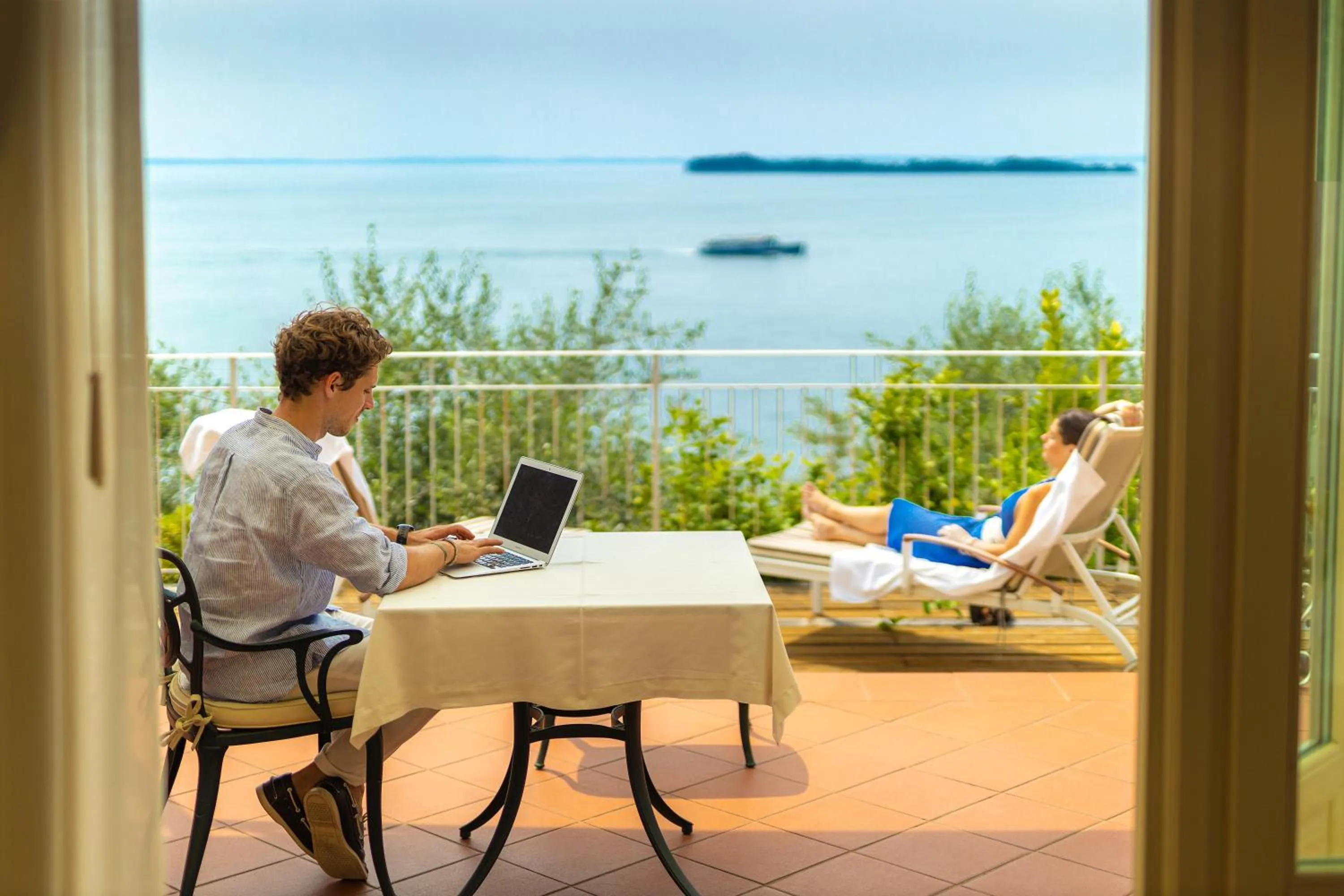 Lake view in Hotel Villa Florida & Suite Apartments