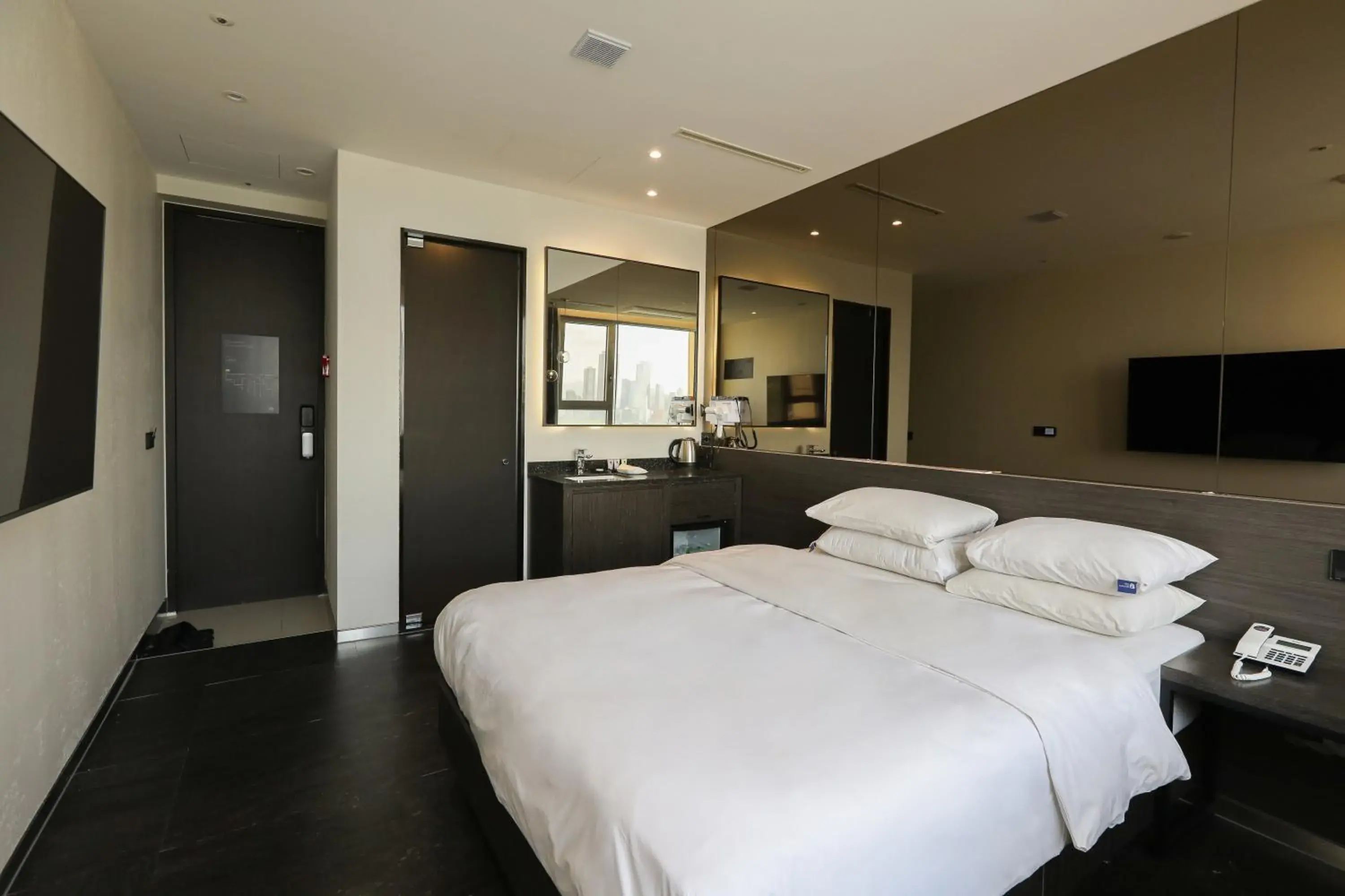 Bed in Hotel The Designers Hongdae Bed in Hotel The Designers Hongdae