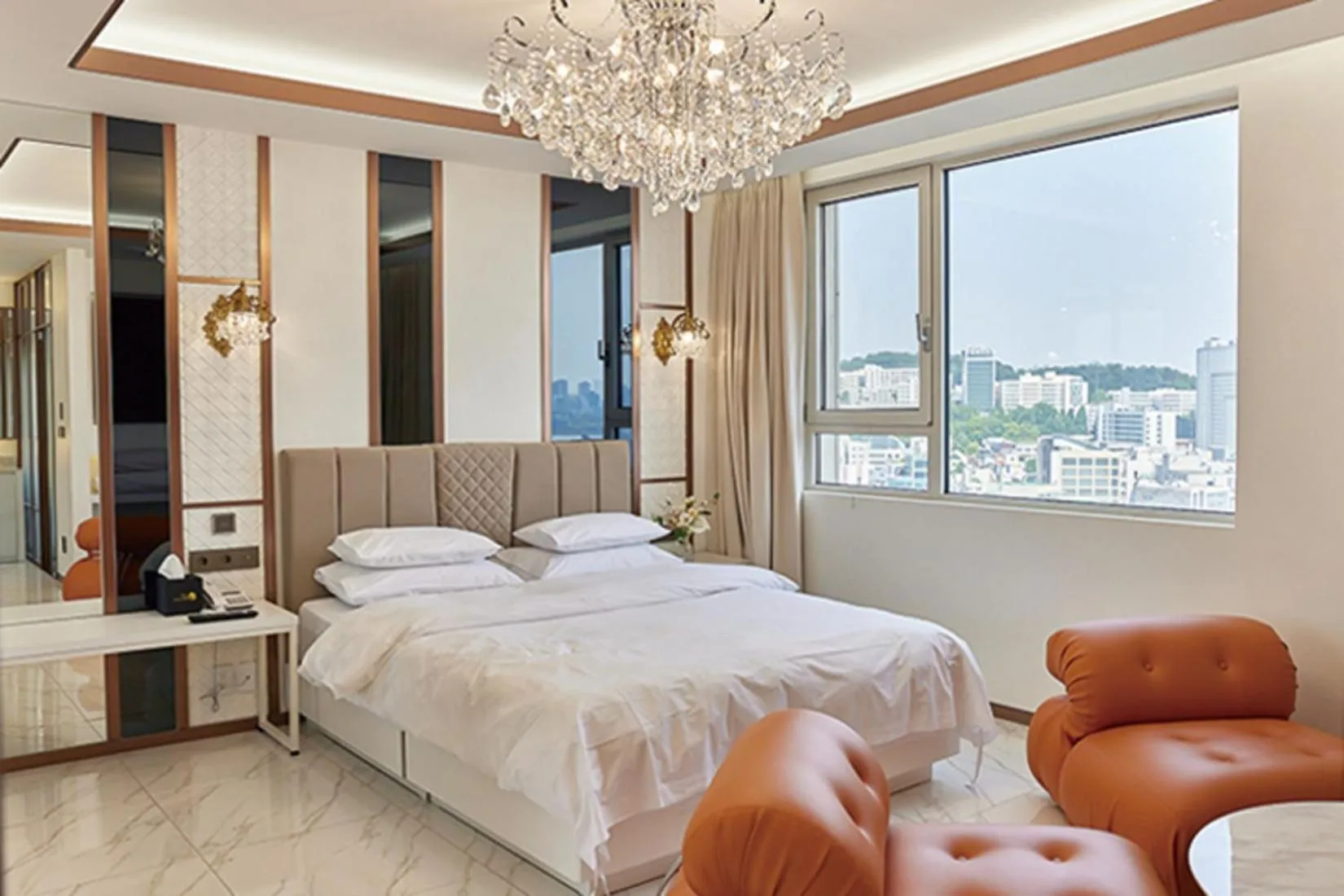 Bed in Hotel The Designers Hongdae