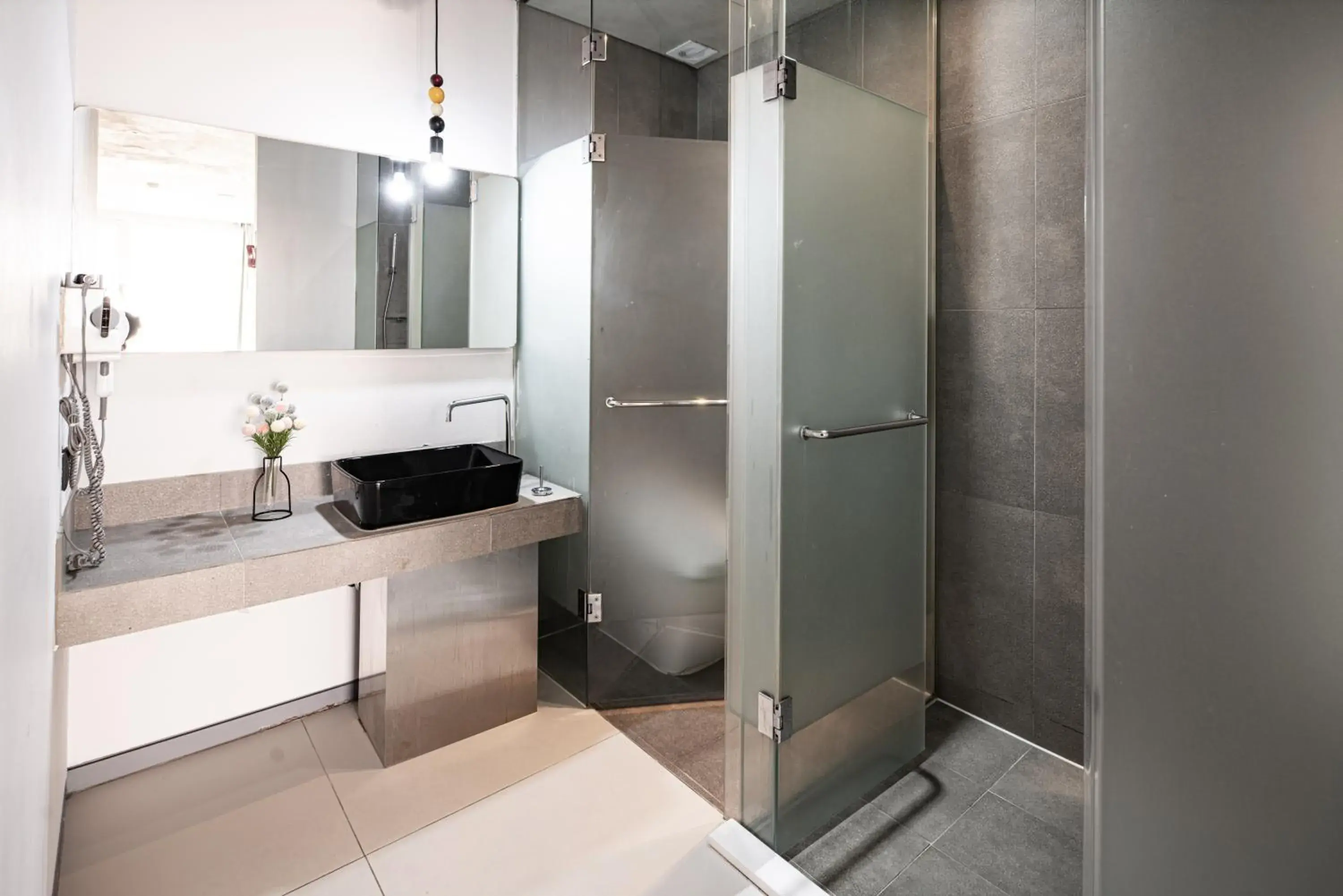 Bathroom in Hotel The Designers Hongdae Bathroom in Hotel The Designers Hongdae