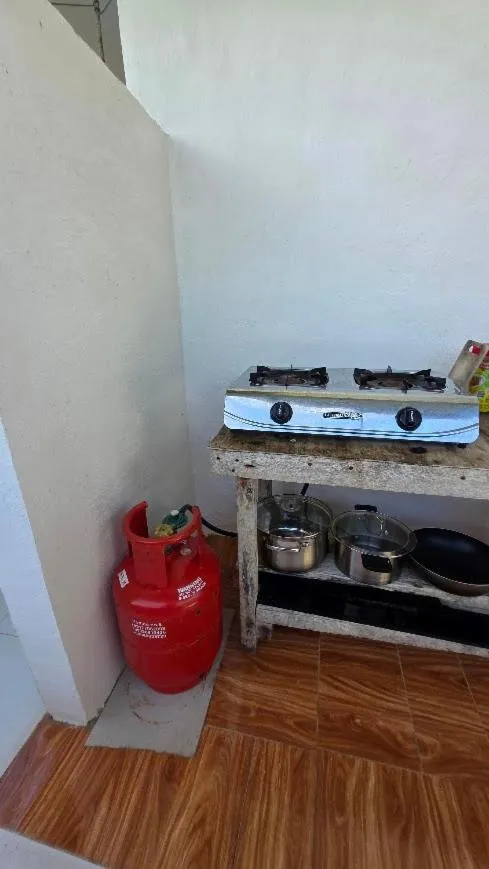 Communal kitchen in Villa Juan y Exequiela