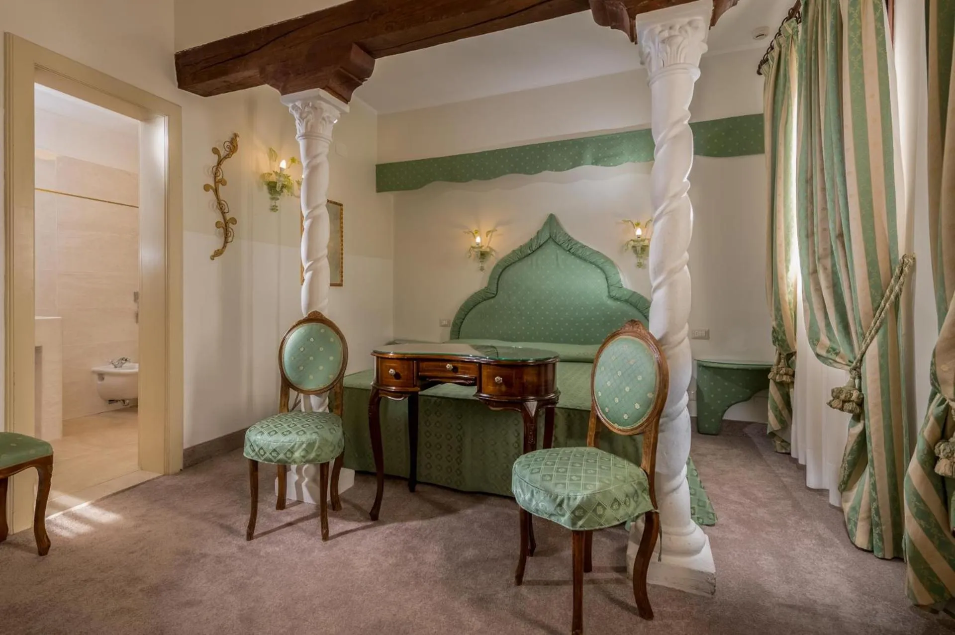 Bedroom in Hotel Giorgione