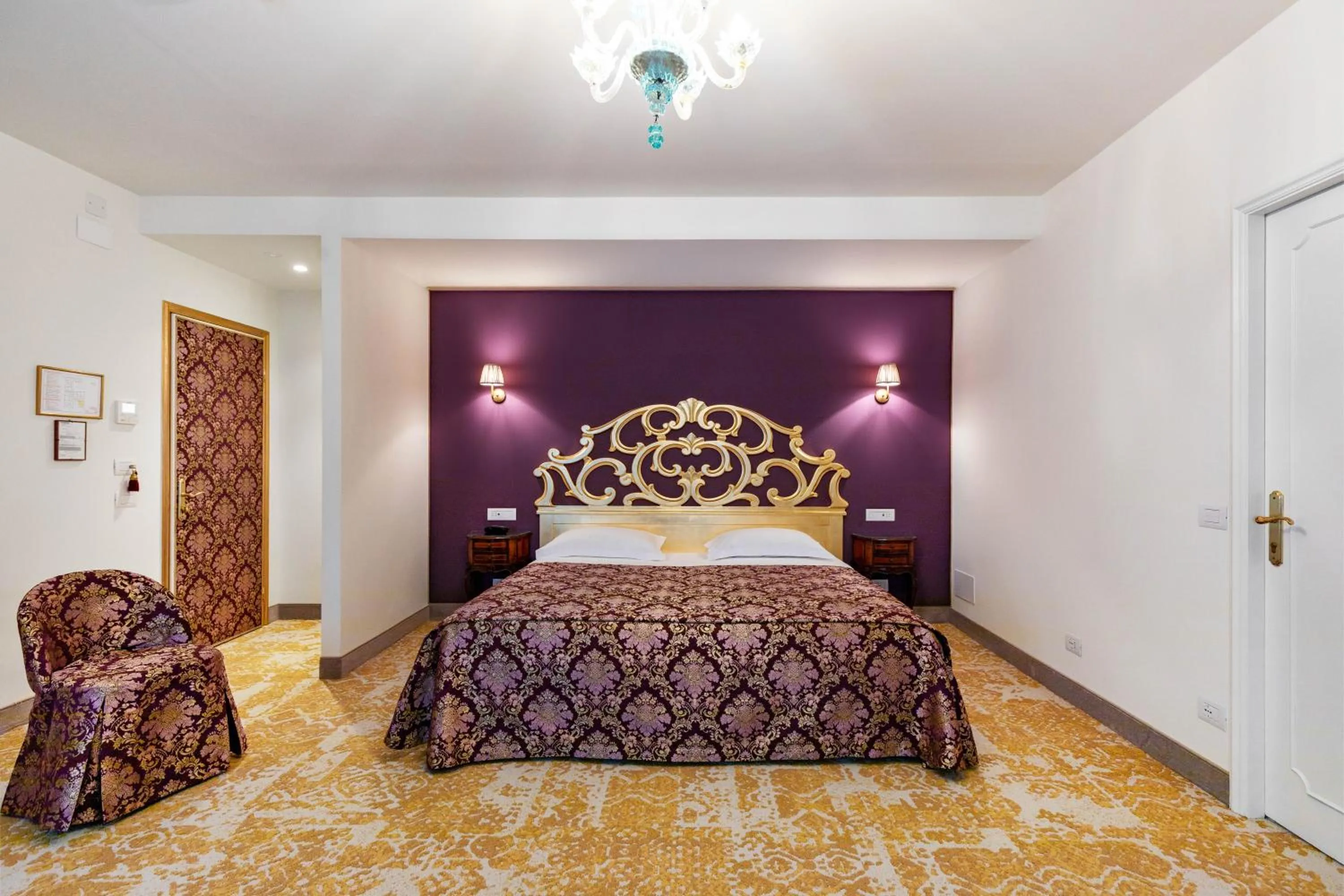 Bedroom, Bed in Hotel Giorgione