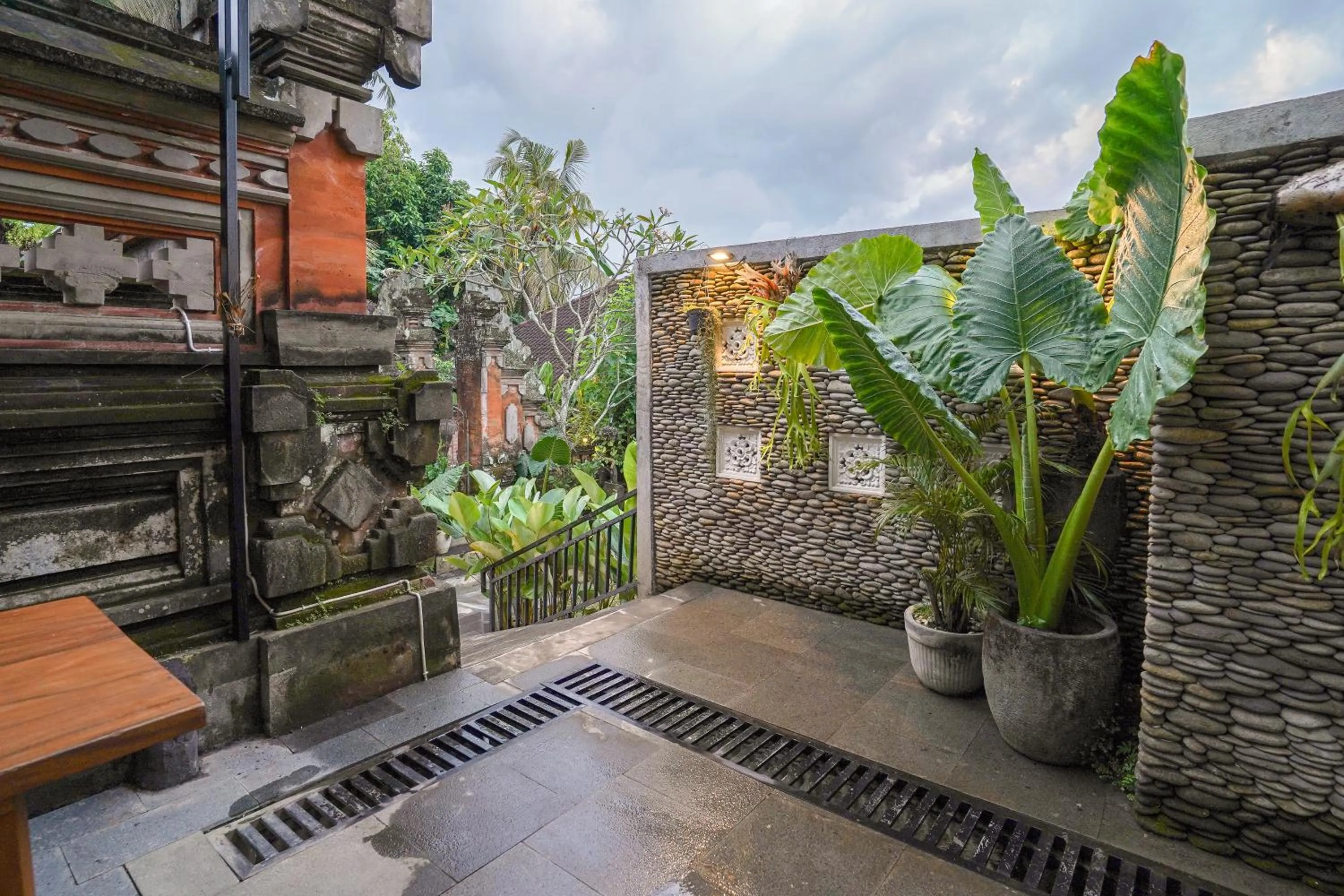 Garden in Made Arsa Homestay