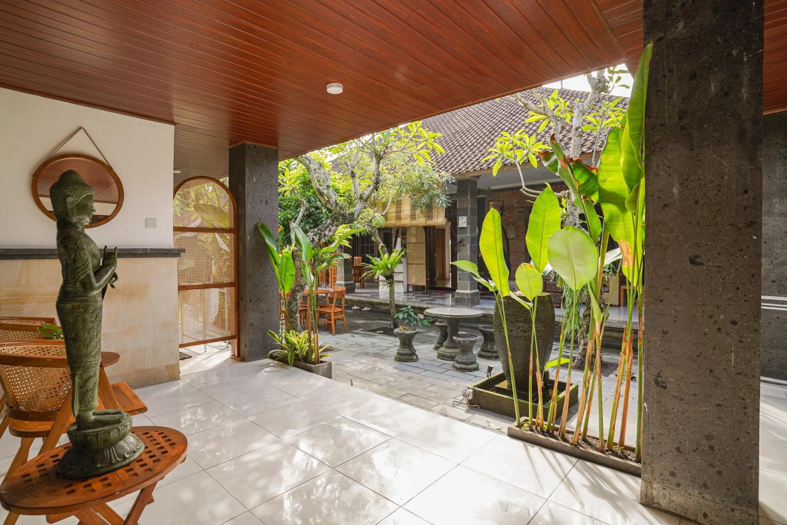 Garden view in Made Arsa Homestay