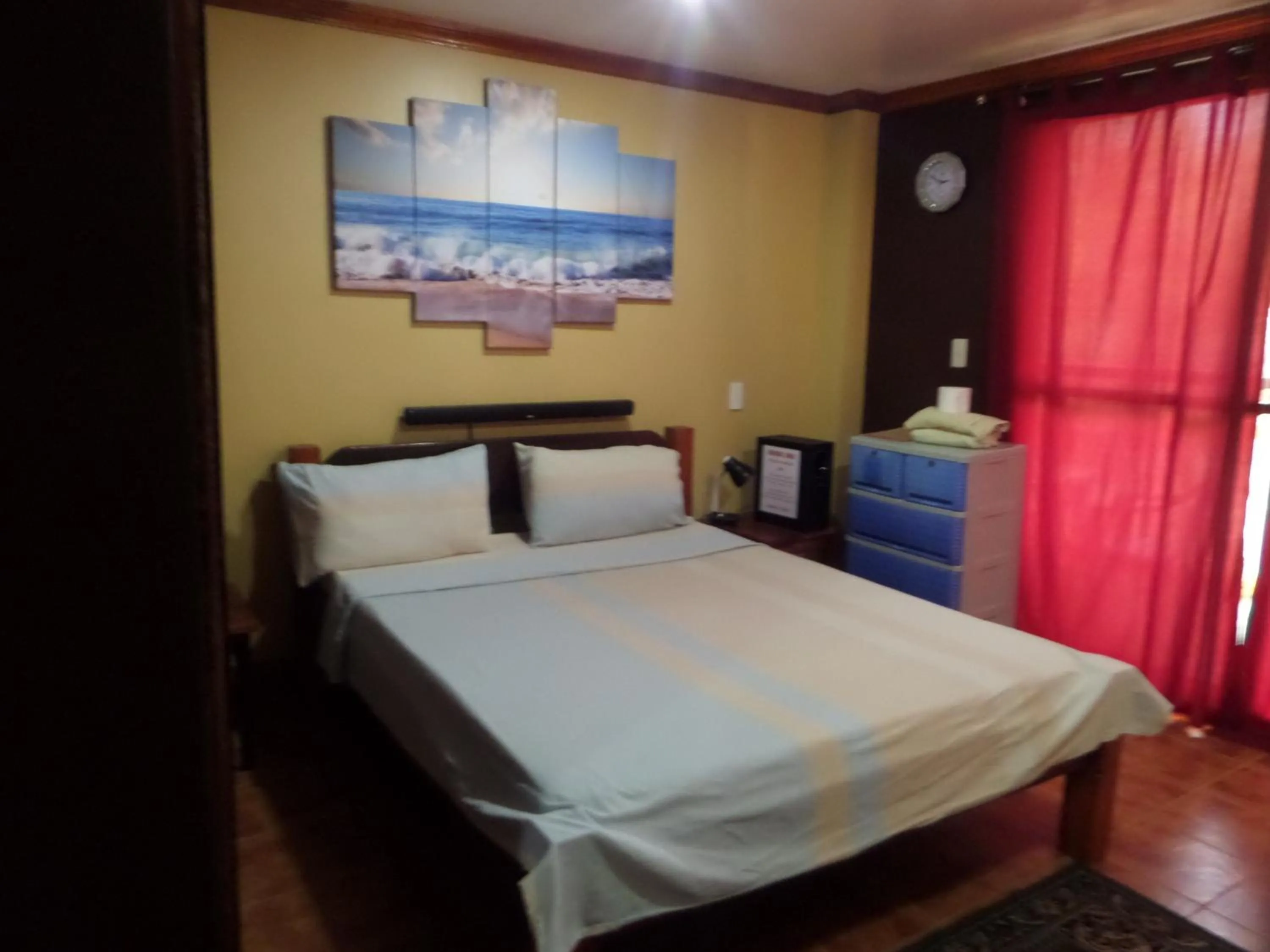 Bed in Sailfishbay Surf And Big Game Fishing Lodge