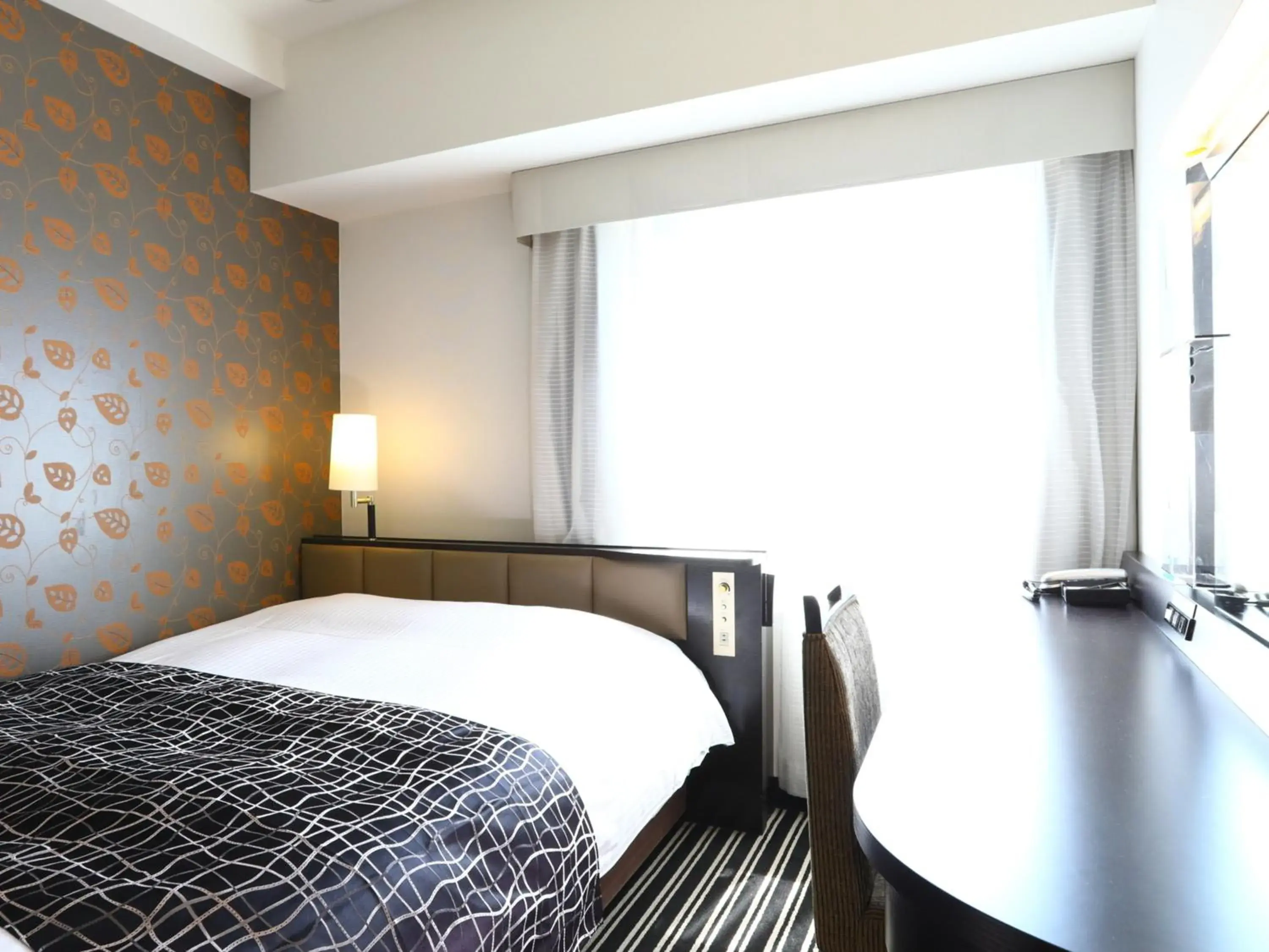 Bed in APA Hotel Shimbashi Toranomon Bed in APA Hotel Shimbashi Toranomon