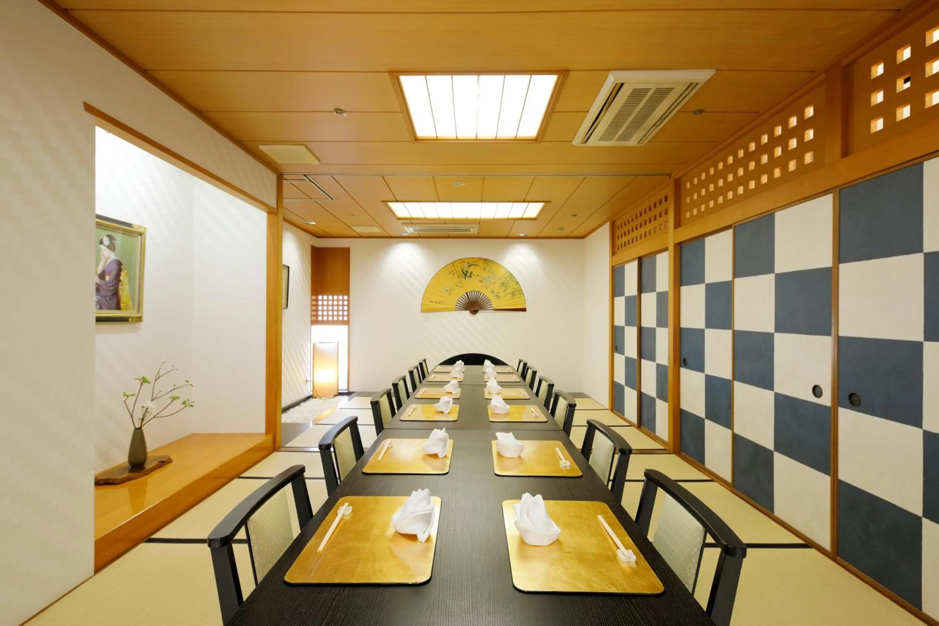 Restaurant/places to eat in Kanazawa Hakuchoro Hotel Sanraku -Natural Hot Spring-