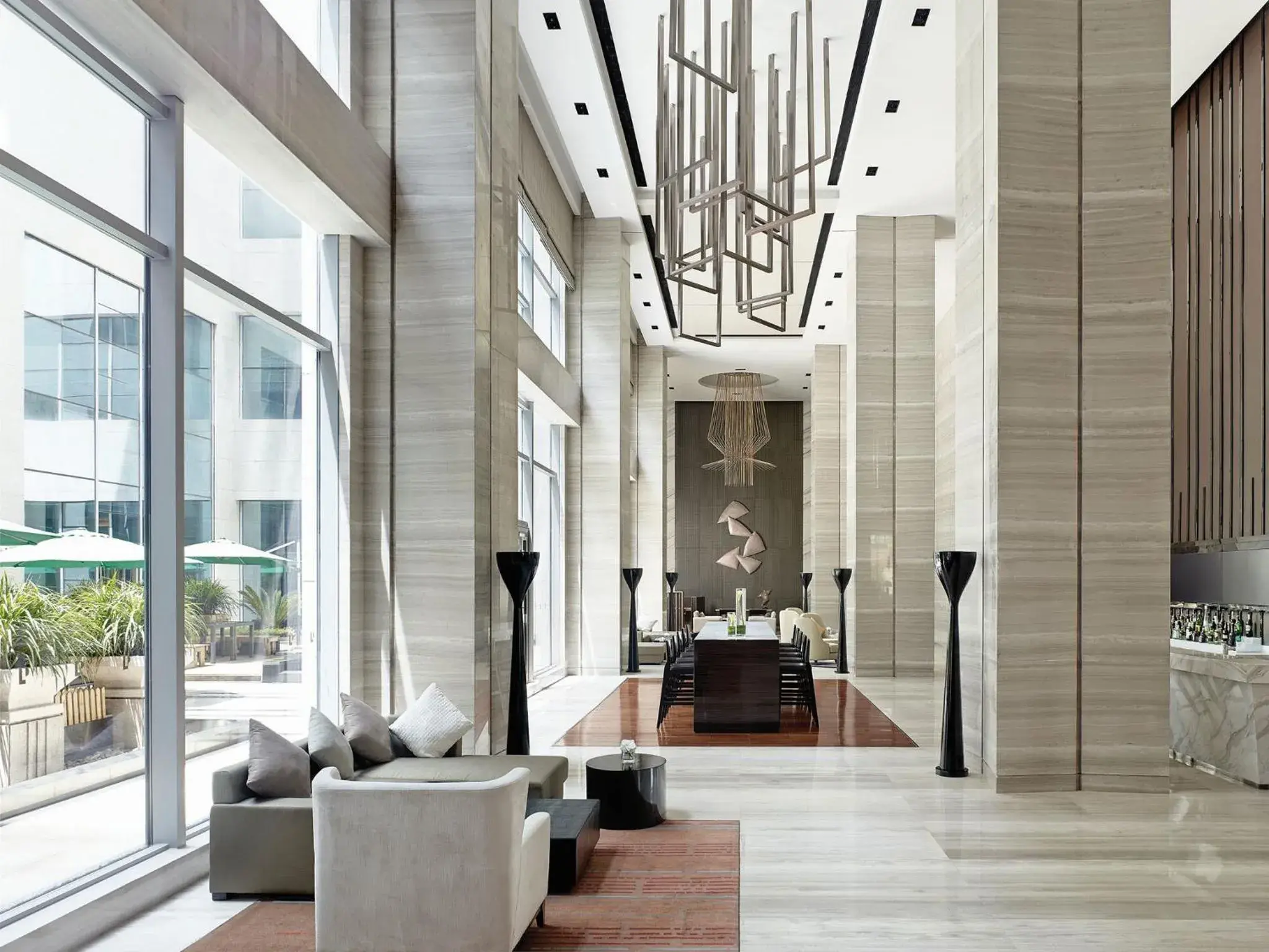 Lounge or bar in Langham Place Xiamen Lounge or bar in Langham Place Xiamen