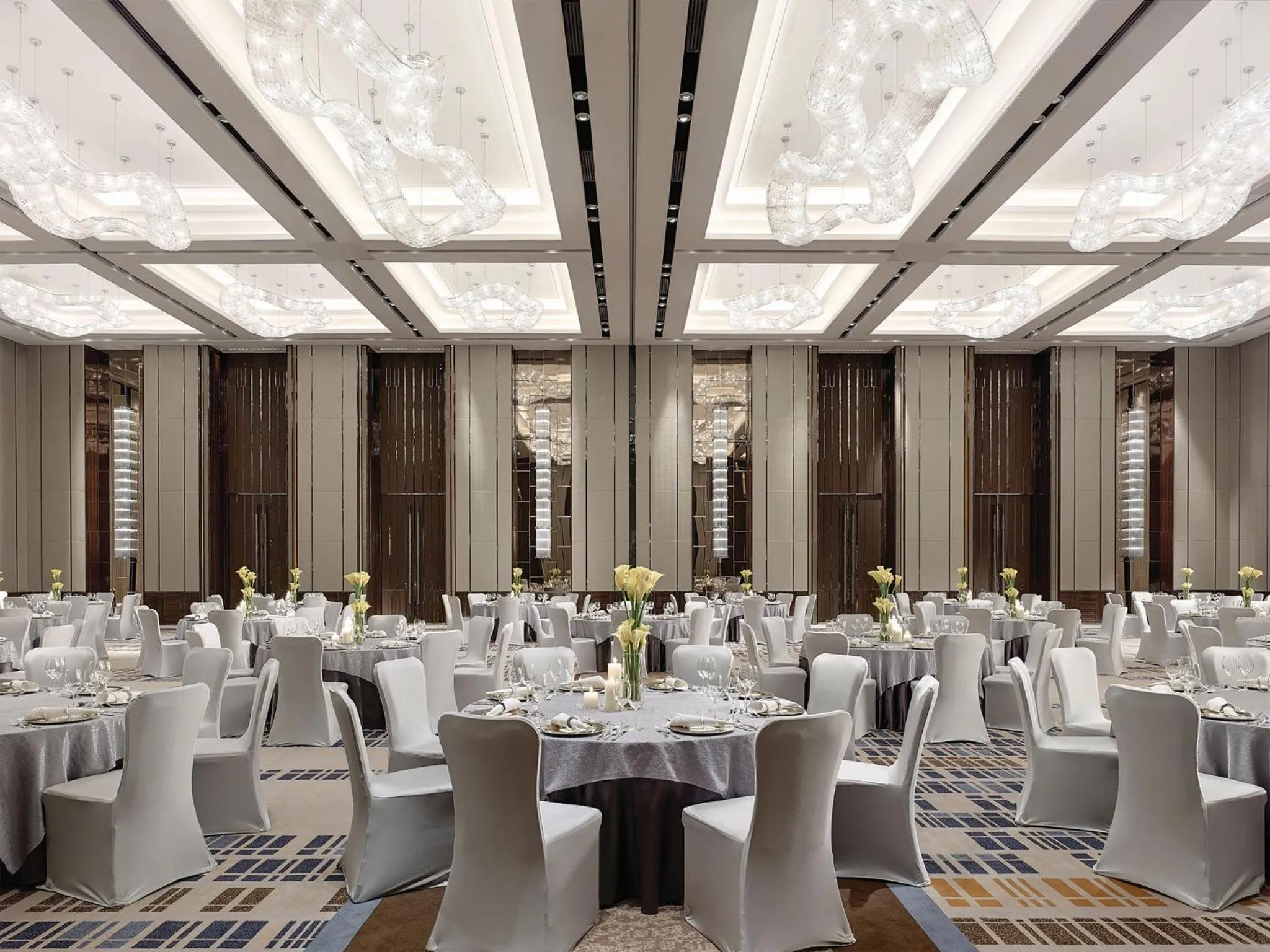 Restaurant/places to eat in Langham Place Xiamen