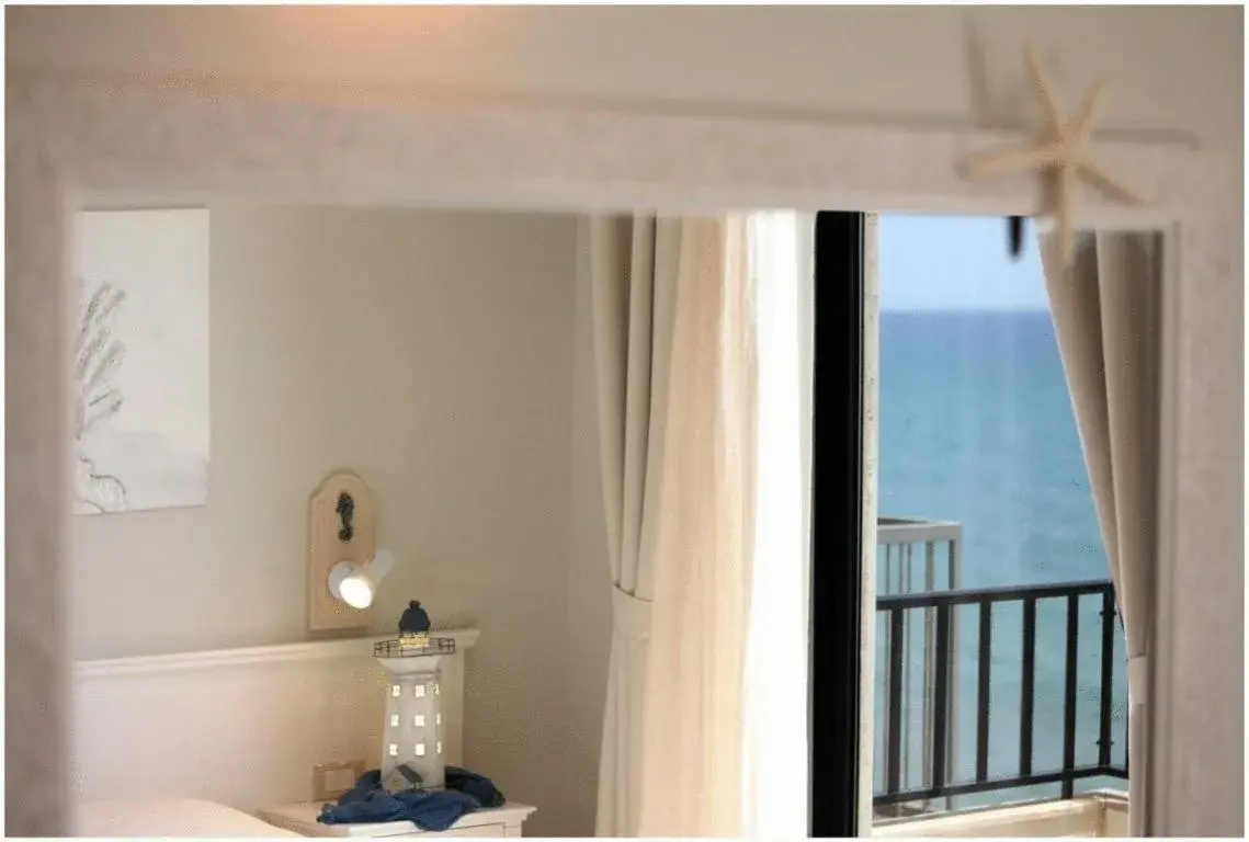 Triple Room in Hotel Acquamarina Triple Room in Hotel Acquamarina