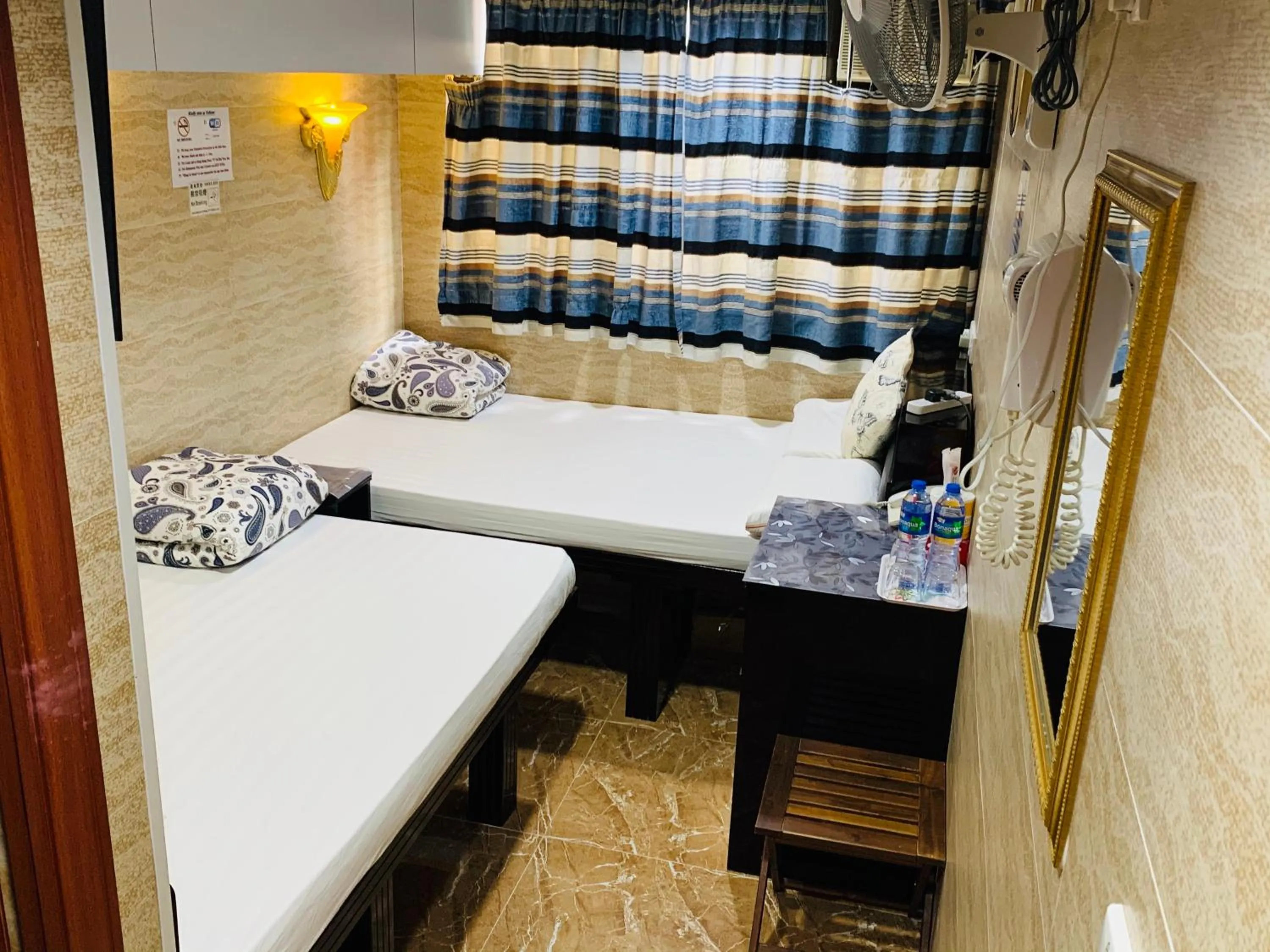 Photo of the whole room, Bed in Sleep Inn